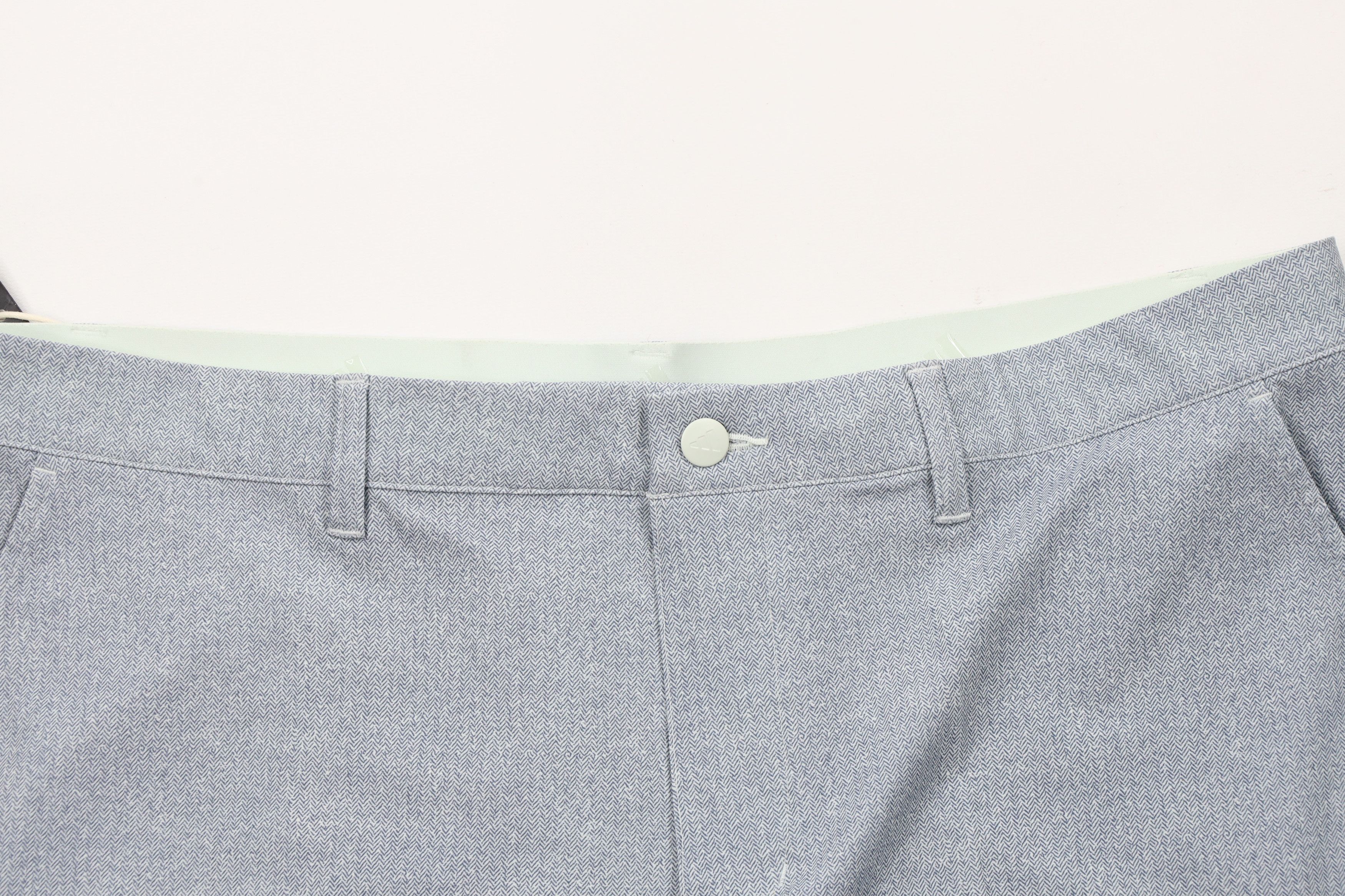 Adidas × Vintage New Adidas Stretch Herringbone Golf Golfing Chino Shorts Size US 38 / EU 54 - 2 Thumbnail