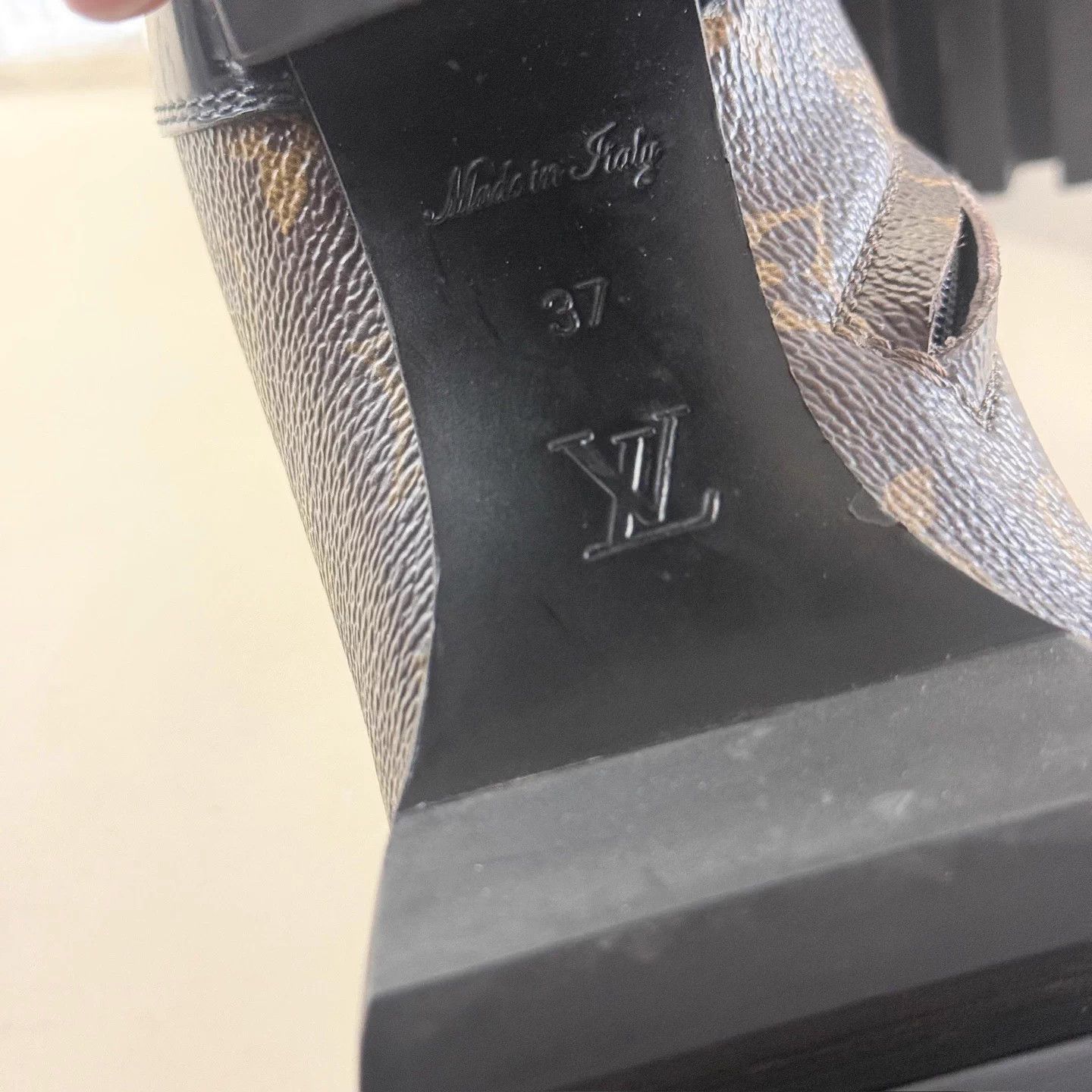 Louis Vuitton LV Monogram black brown heeled short boots 37 EU Size US 6 / IT 36 - 7 Thumbnail