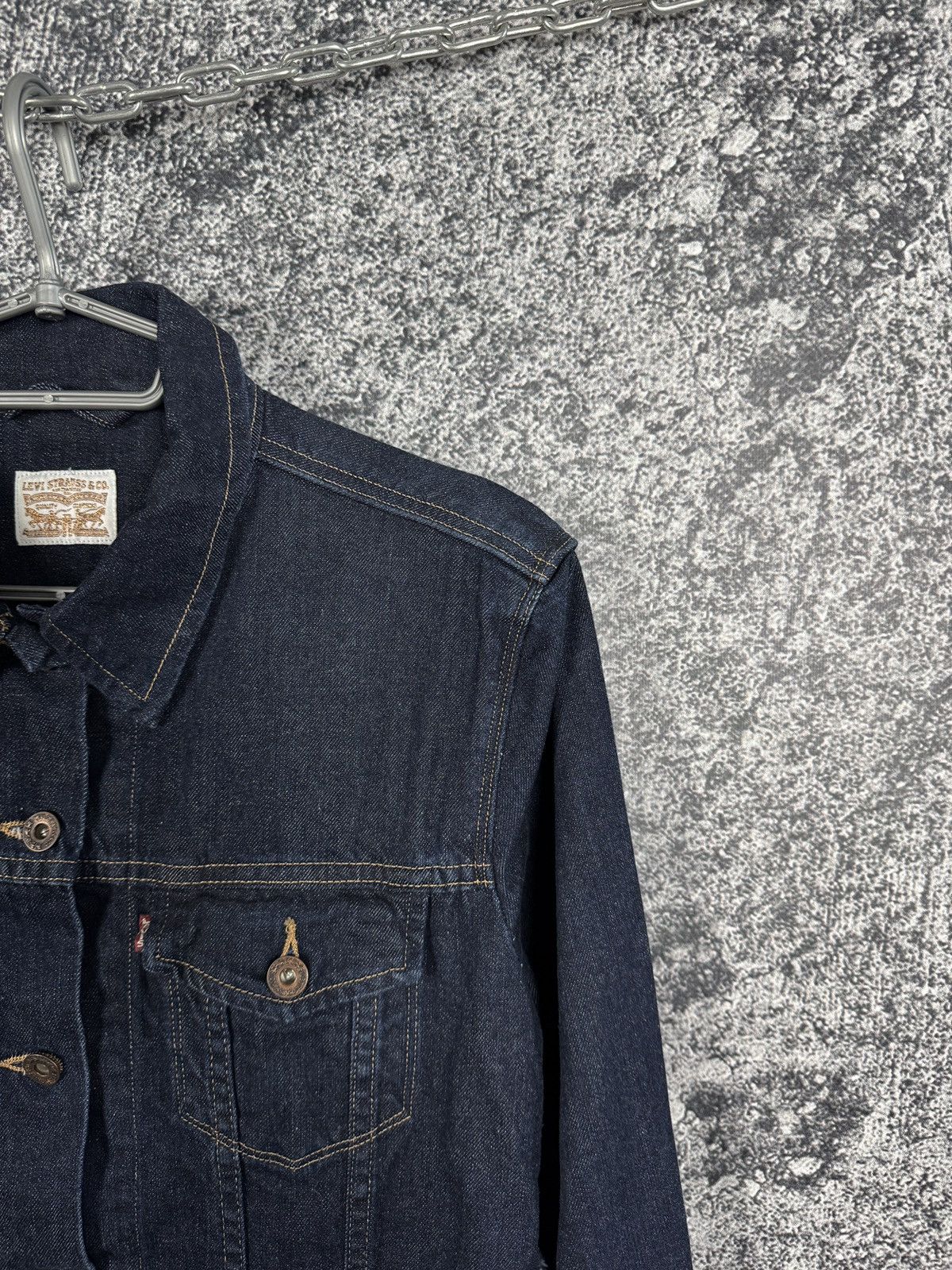 Levi's Levis Vintage Denim Trucker Jacket Classic Navy Blue Sz L Size L / US 10 / IT 46 - 2 Thumbnail