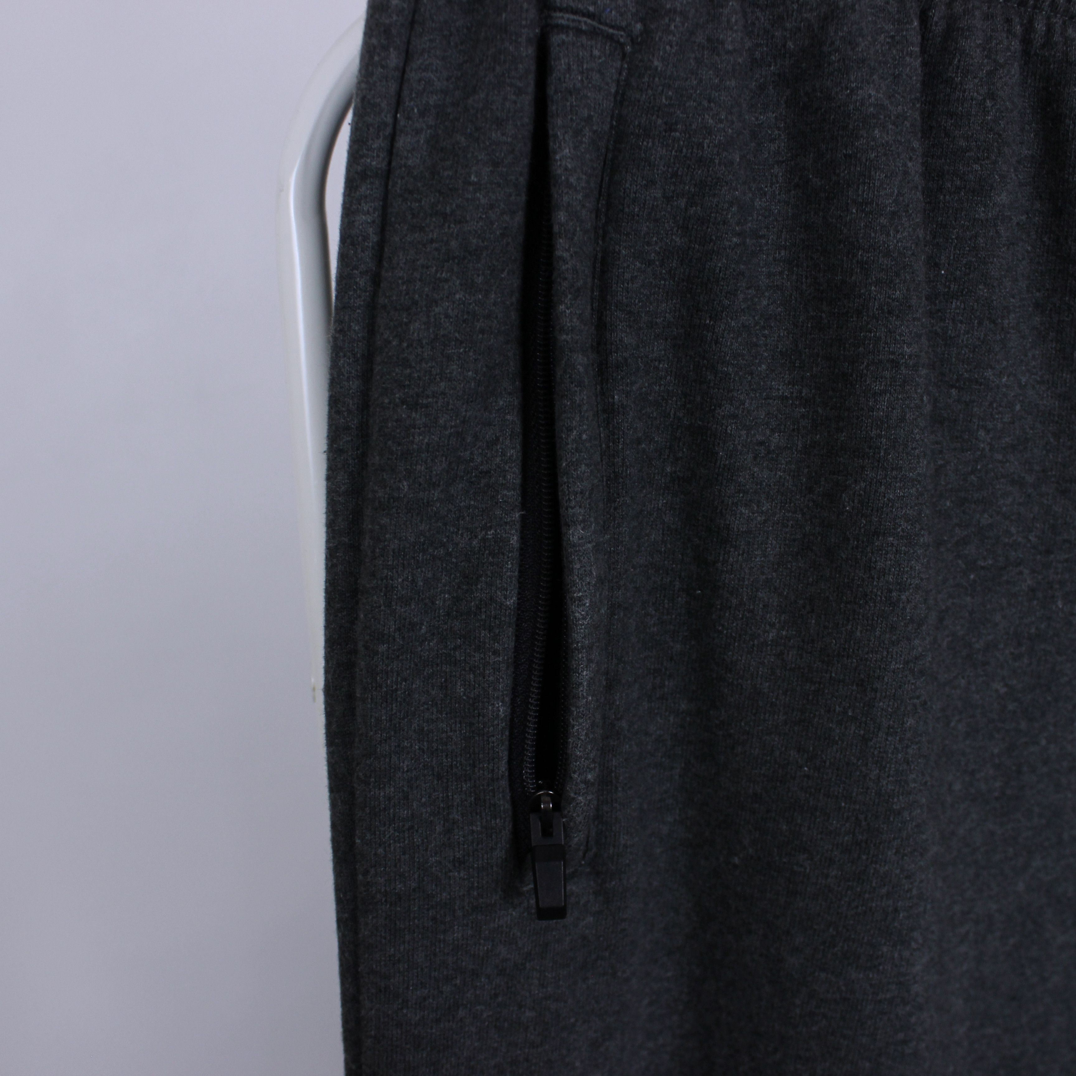 Adidas × Undefeated adidas x Undefeated Sweat Pant gray joggers M Size US 32 / EU 48 - 10 Thumbnail