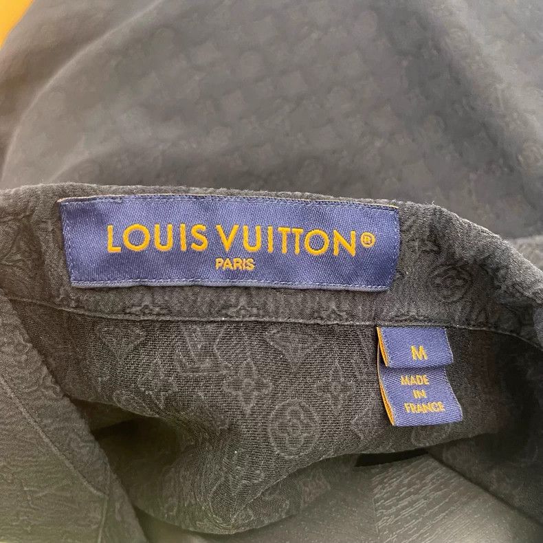 Louis Vuitton LOUIS VUITTON Three-flower dark stripe short-sleeve shirt Size US M / EU 48-50 / 2 - 4 Thumbnail