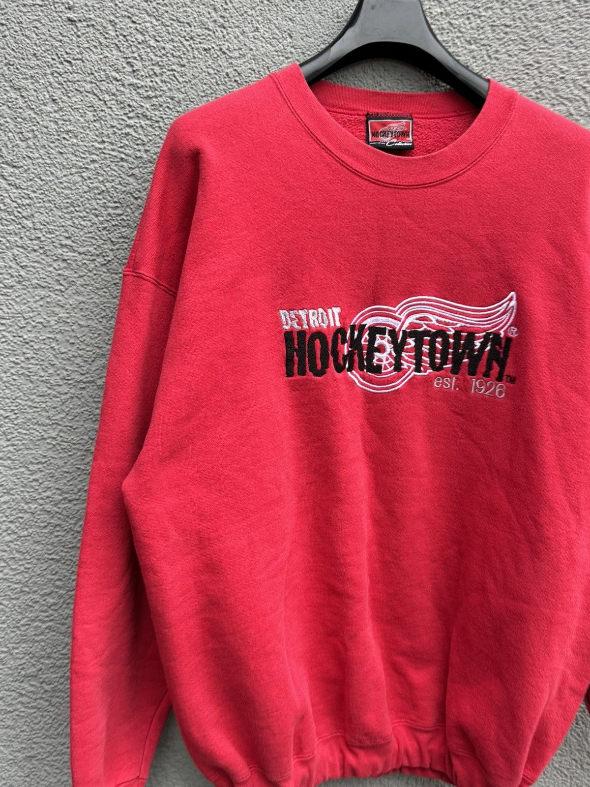 NHL × Vintage Vintage Red Wings Hockeytown Sweatshirt XL 90s NHL Size US XL / EU 56 / 4 - 3 Thumbnail