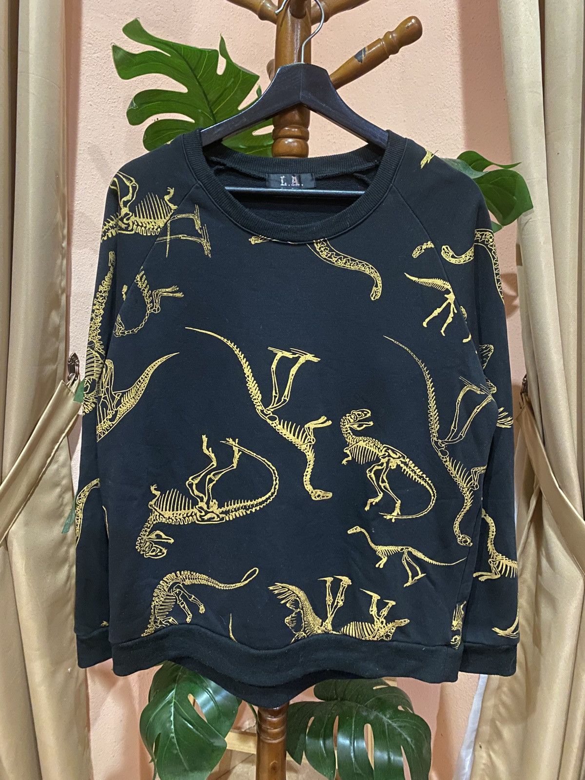 Other L.A. Dinosaur Fossil Print Sweatshirt - Black & Gold Graphic Size US M / EU 48-50 / 2 - 1 Thumbnail