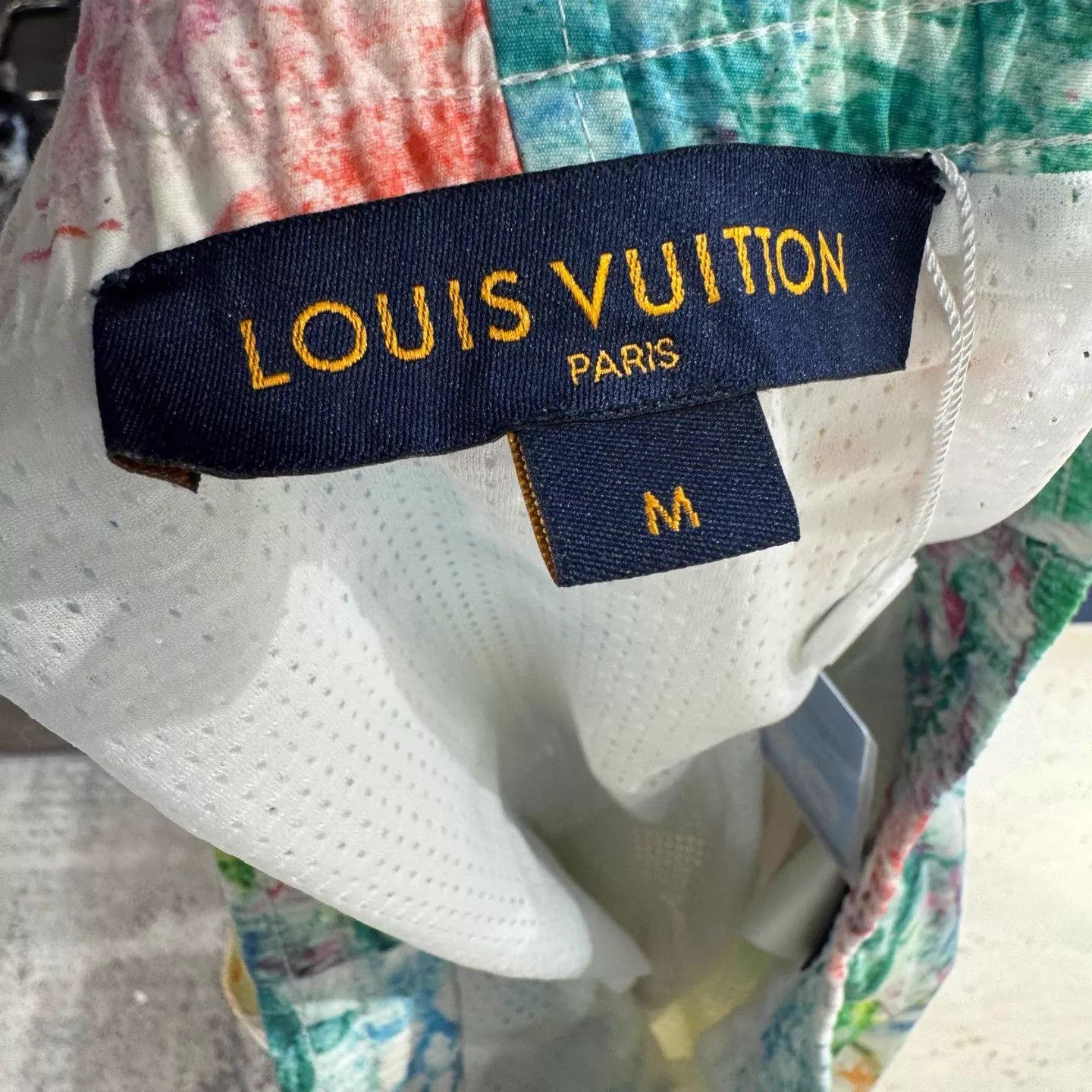Louis Vuitton Louis Vuitton Crayon Graffiti Monogram M Short New Size US 32 / EU 48 - 4 Thumbnail