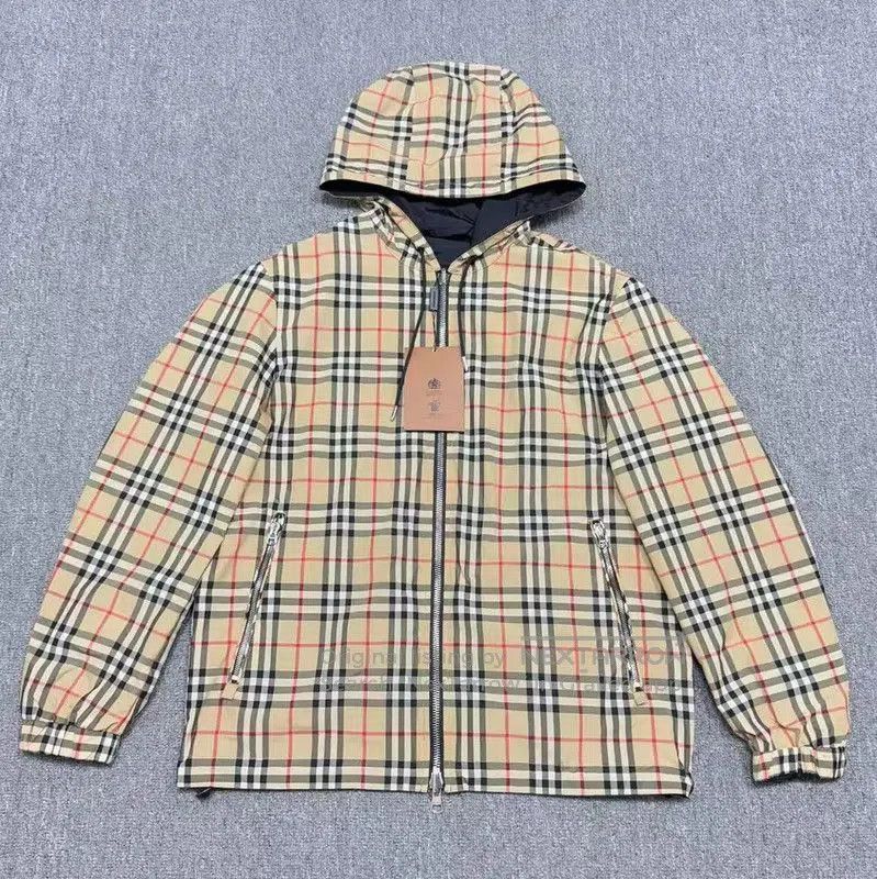 Burberry Burberry Brown Long Sleeve Jacket for Men. Size US S / EU 44-46 / 1 - 1 Thumbnail
