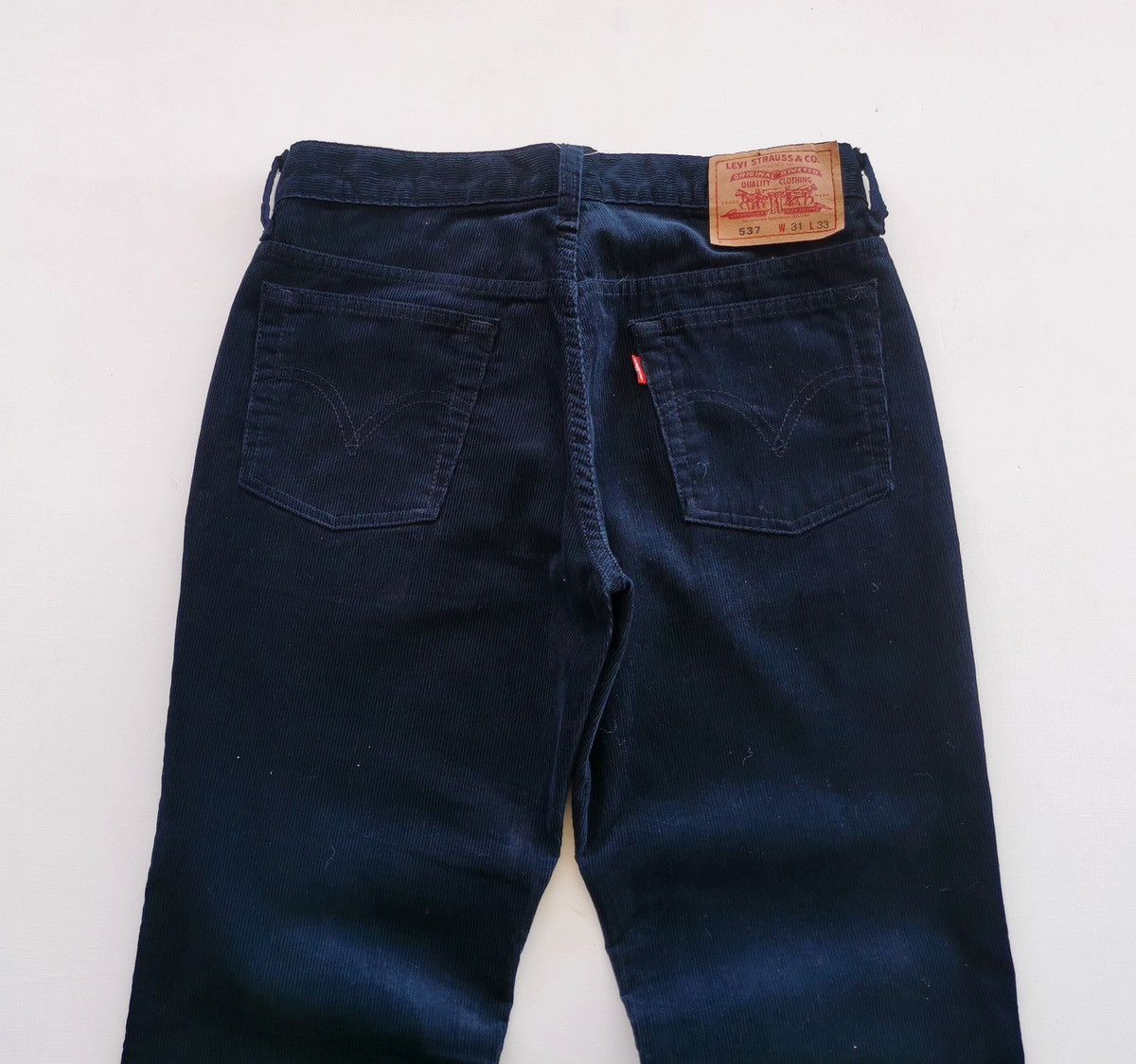 Levi's Vintage Levis 537 Bootcut Flared Dark Blue Corduroy Jeans Size US 30 / EU 46 - 6 Thumbnail