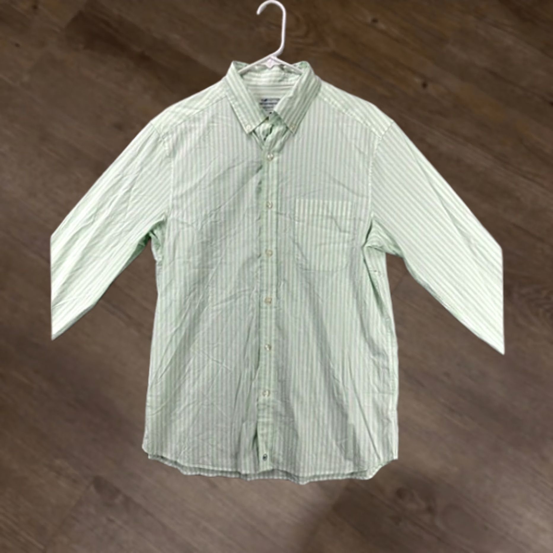 Vineyard Vines Vineyard Vines OTG Shirt Men Medium Green Stripes Brrr Performance Button Up NEW Size US M / EU 48-50 / 2 - 1 Thumbnail