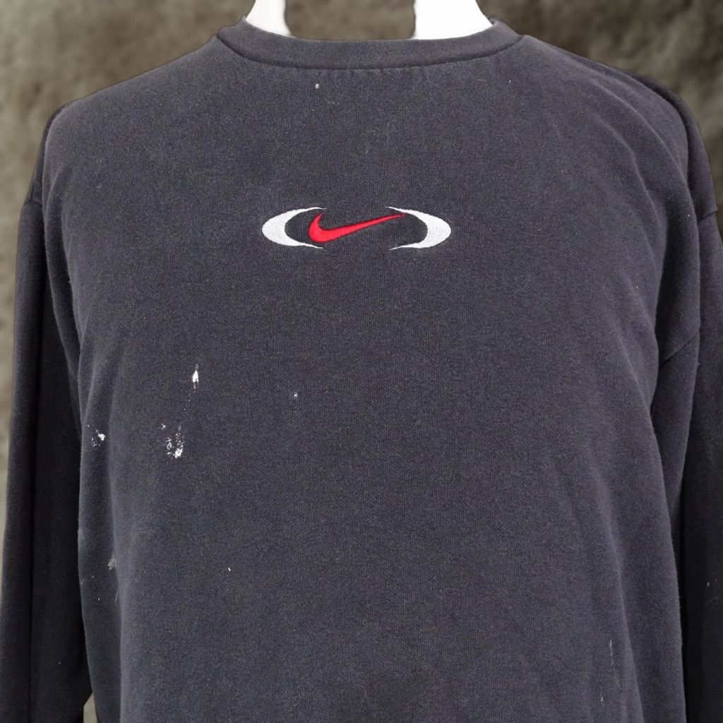 Nike VINTAGE Nike Sweatshirt Mens XL Black Center Swoosh Logo Pullover Crewneck Graphic Print 90s Mens XL Black Size US XL / EU 56 / 4 - 1 Thumbnail
