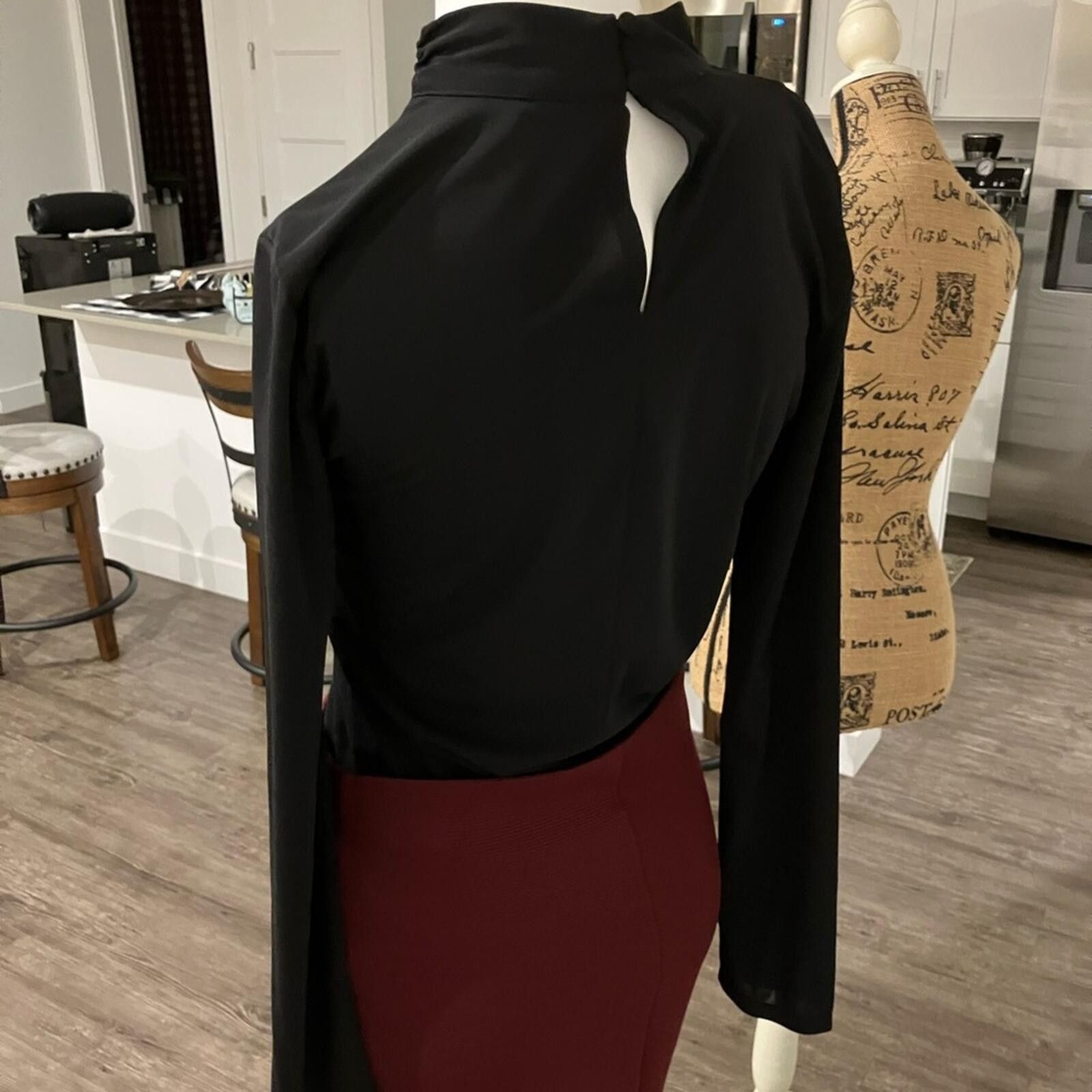 Other PRE LOVE Metaphor Elegant Black and Burgundy Pencil Skirt Size 27" / US 4 / IT 40 - 2 Thumbnail