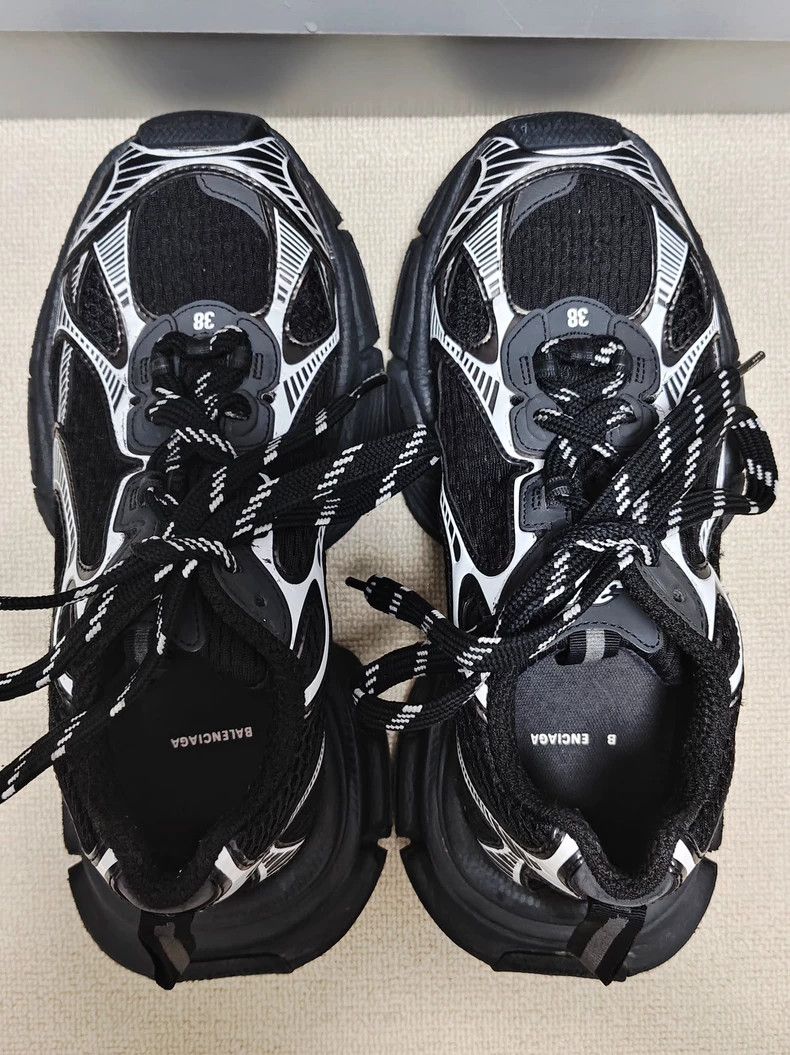 Balenciaga Balenciaga Low-top lace-up shoes made of old black shoes 25 Size US 5.5 / EU 38 - 3 Thumbnail