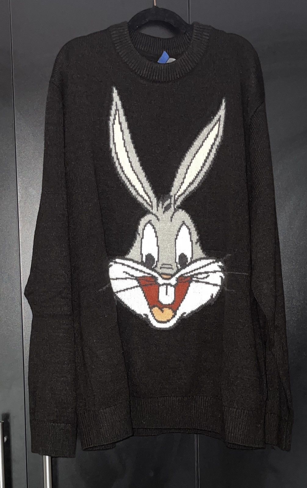 H&M H&M Bugs Bunny Sweater Size US M / EU 48-50 / 2 - 1 Thumbnail