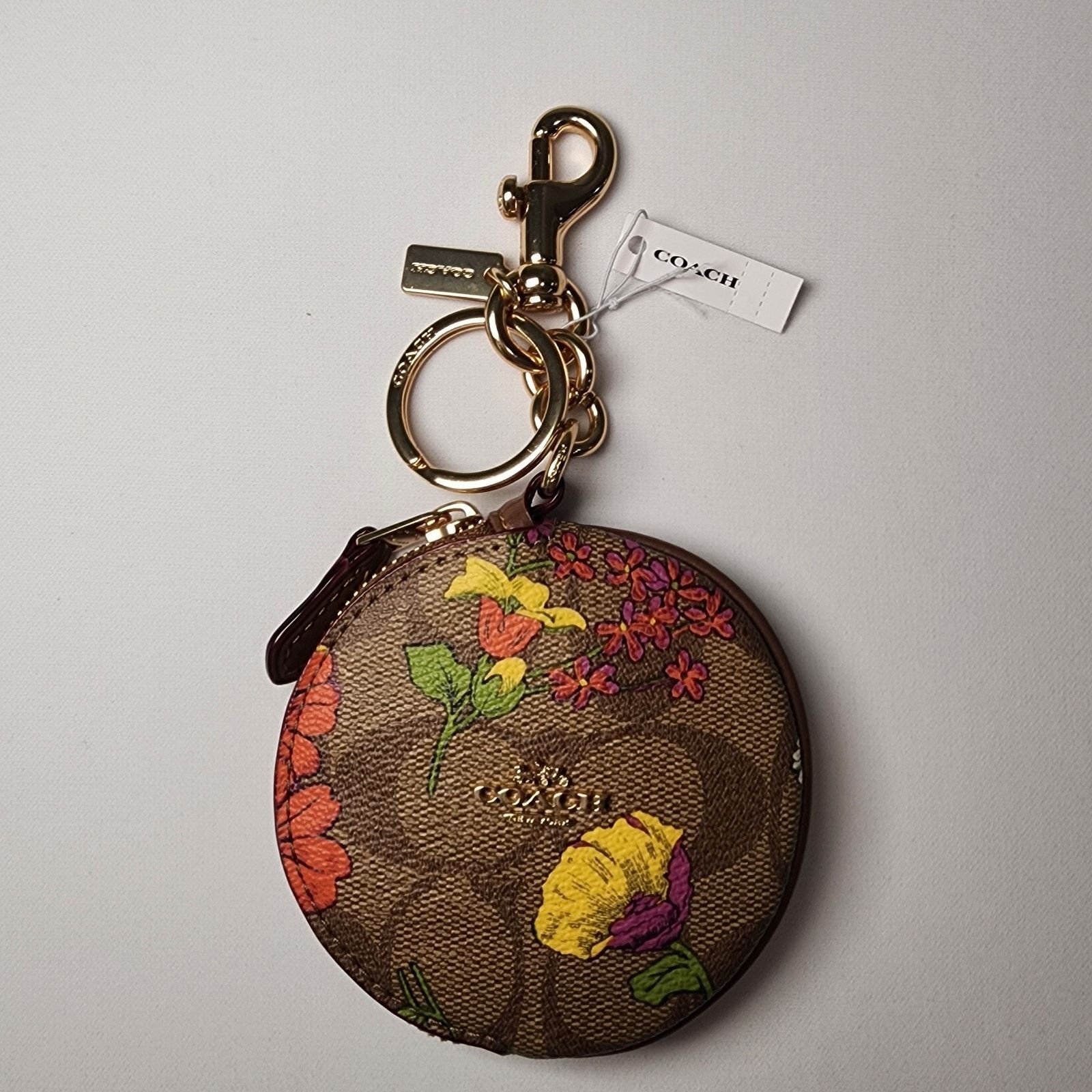 Coach Coach CR501 Circular Coin Pouch Signature Canvas Floral Size ONE SIZE - 1 Thumbnail