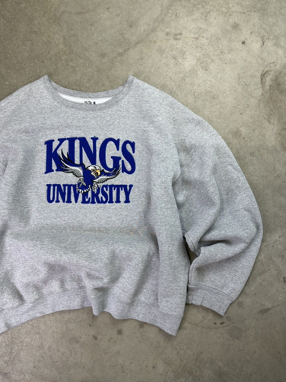 Vintage vintage kings university embroidered collegiate crewneck xl Size US XL / EU 56 / 4 - 2 Thumbnail