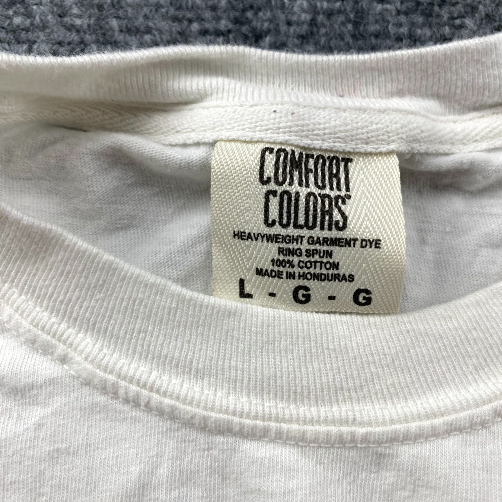 Comfort Colors Disneyworld Comfort Colors Shirt Mens L White Mickey Christmas Graphic T-Shirt Size L / US 10 / IT 46 - 5 Thumbnail