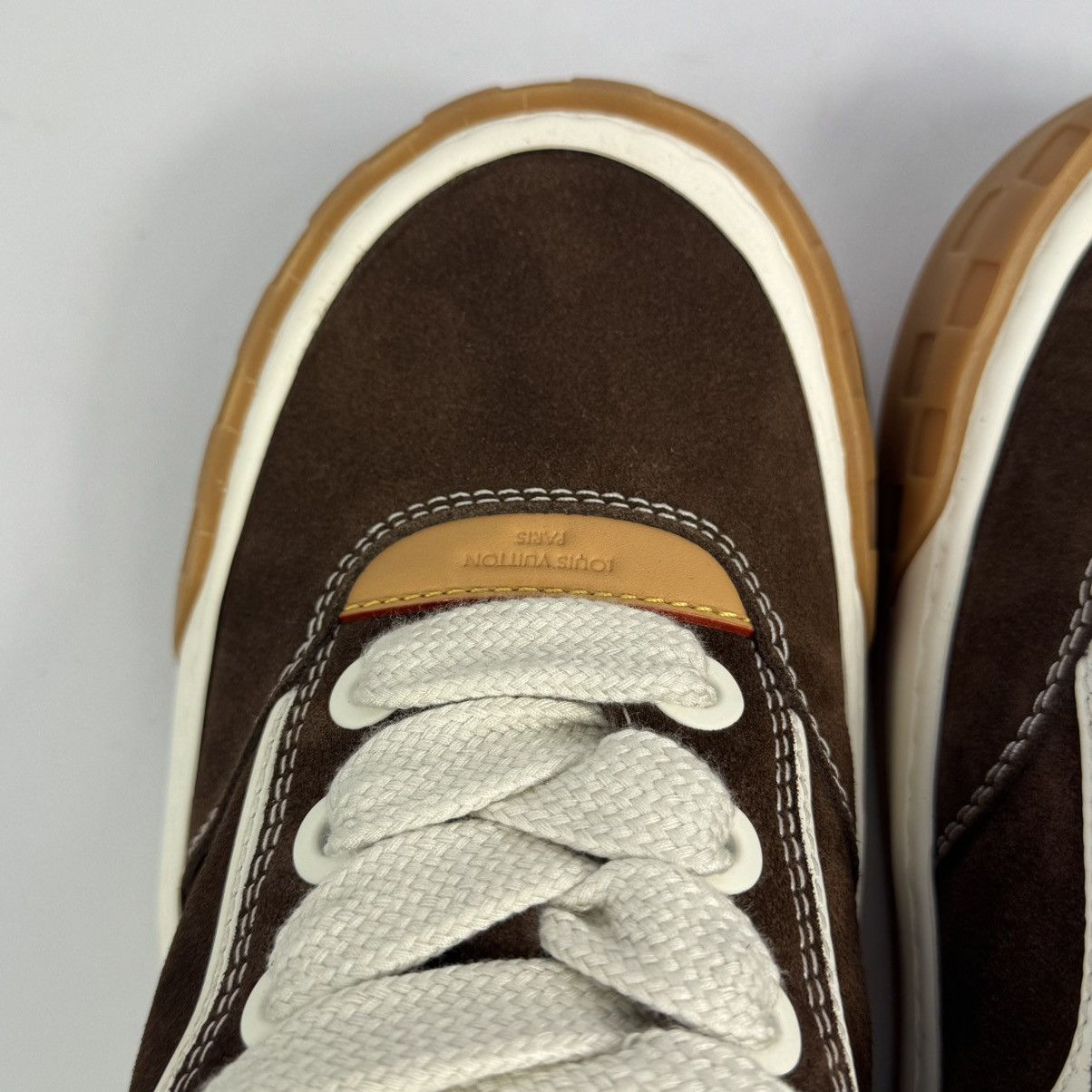 Louis Vuitton Louis Vuitton Titled Sneakers Size US 9.5 / EU 42-43 - 19 Thumbnail