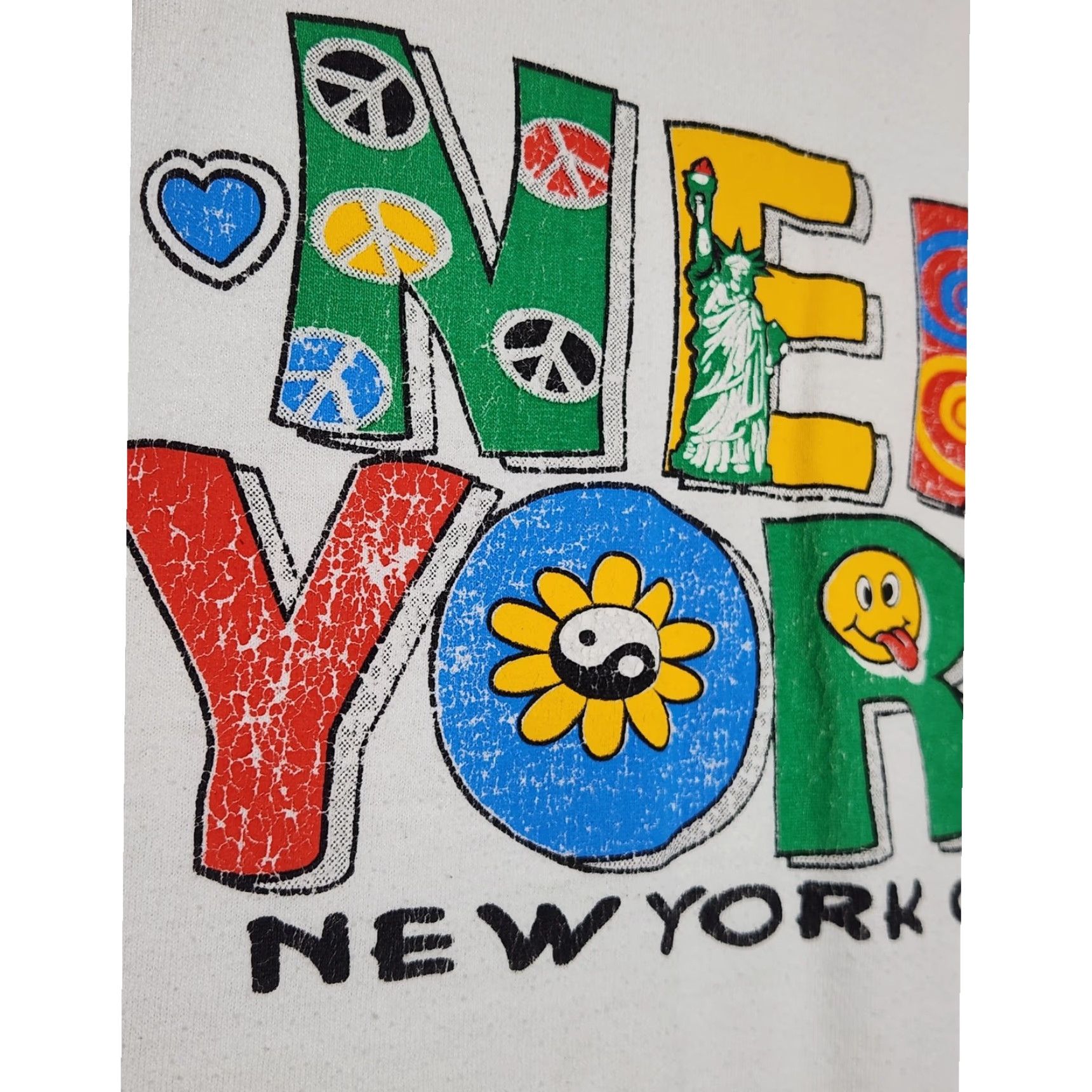 Jerzees VINTAGE New York Tourist Destination Shirt Art Peace Smiley Statue Liberty L Unisex Adults L White Jerzees Shirt Size US L / EU 52-54 / 3 - 4 Thumbnail