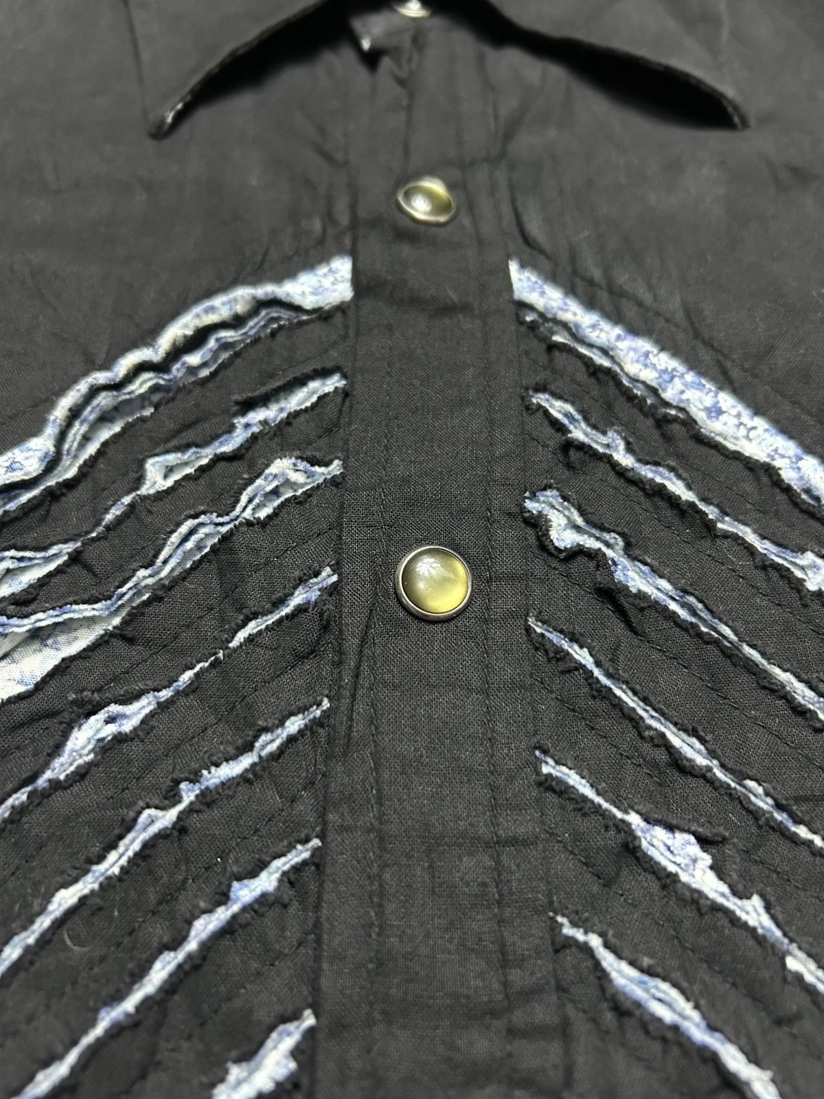In The Attic In The Attic 3D Chevron Stripe Shirt Vkei Style Size US M / EU 48-50 / 2 - 5 Thumbnail