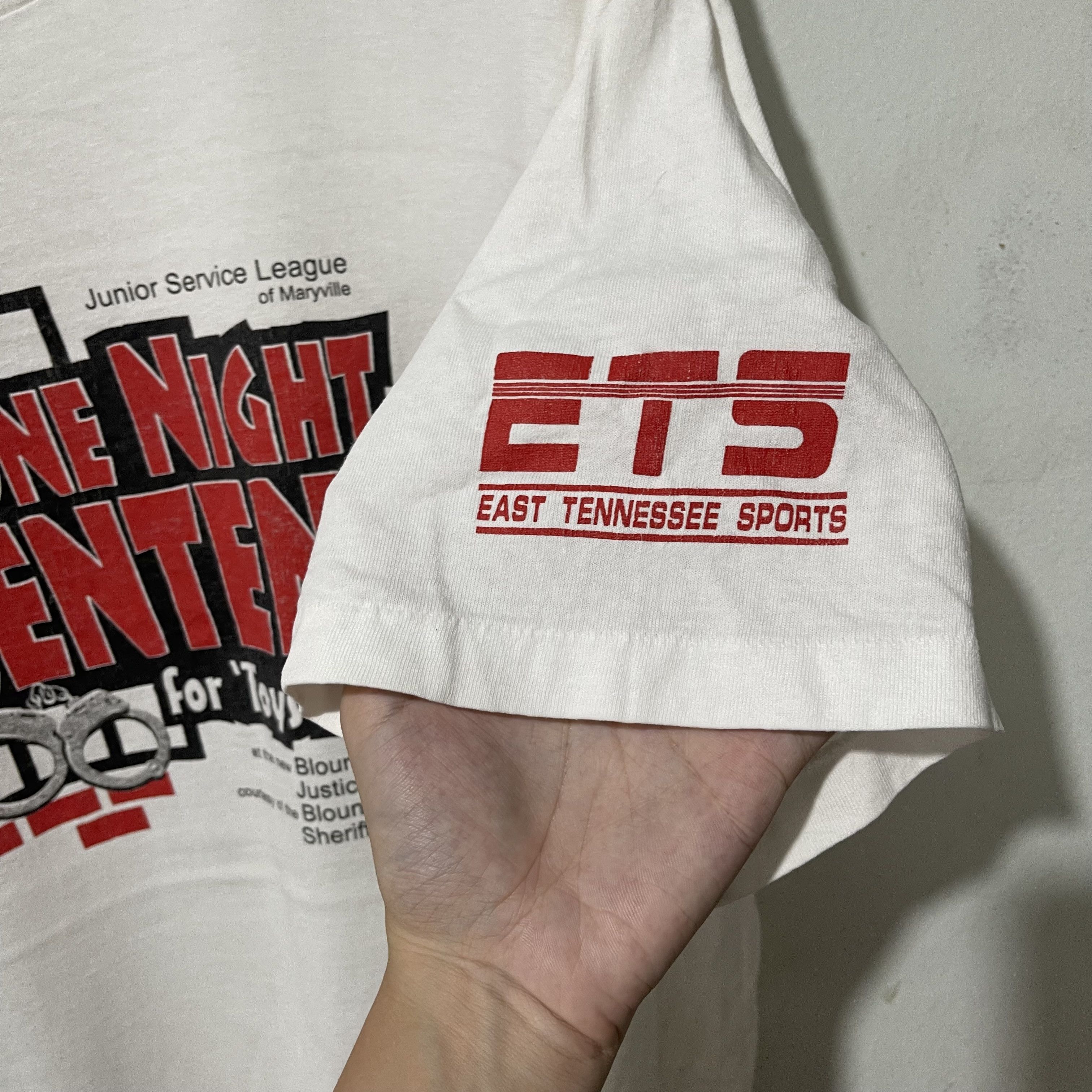 Vintage Vintage 90s One Night Sentence T-Shirt Size US XL / EU 56 / 4 - 6 Thumbnail