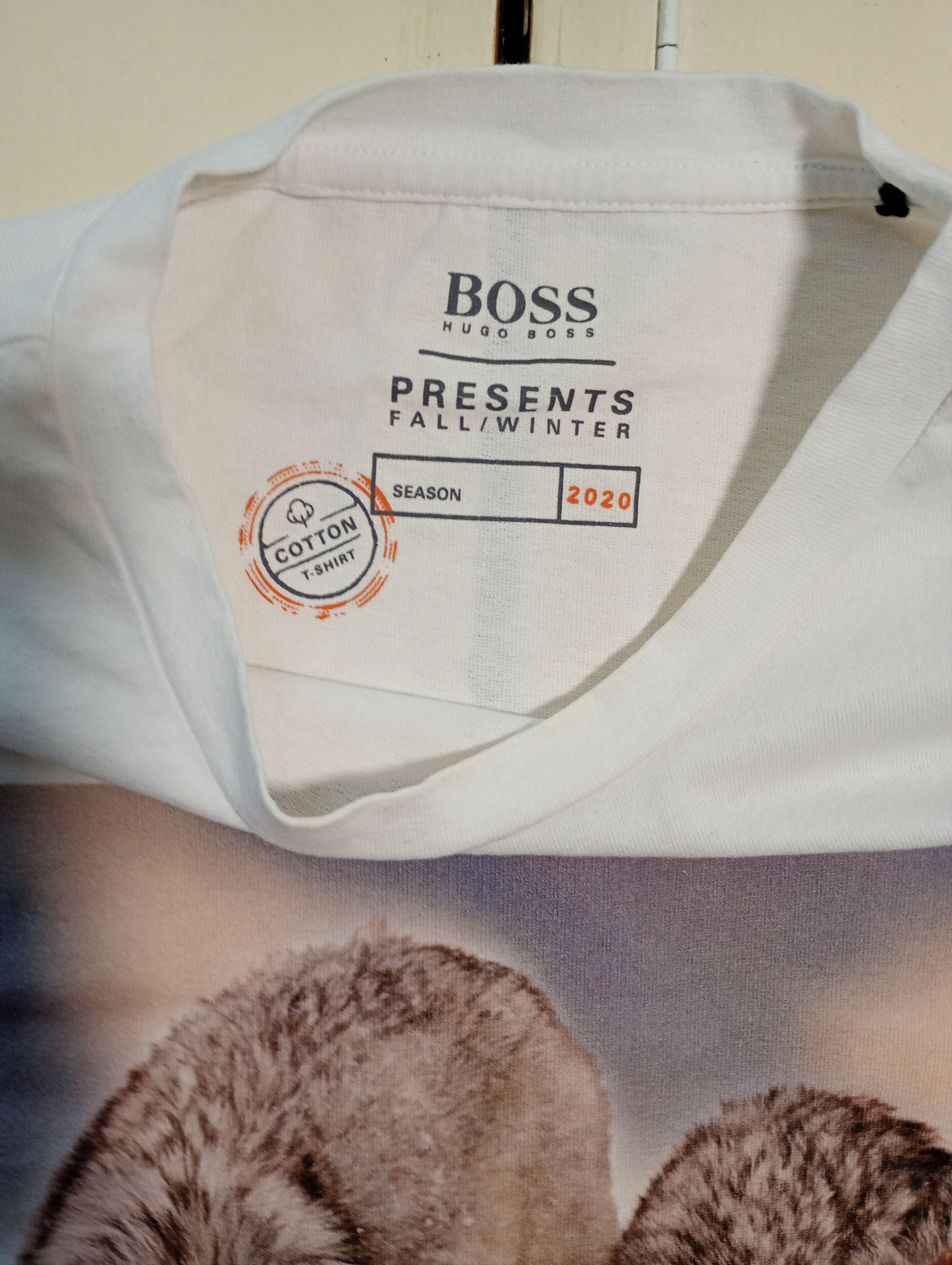 Hugo Boss Hugo Boss Wolf Printed T-Shirt Size US M / EU 48-50 / 2 - 7 Thumbnail