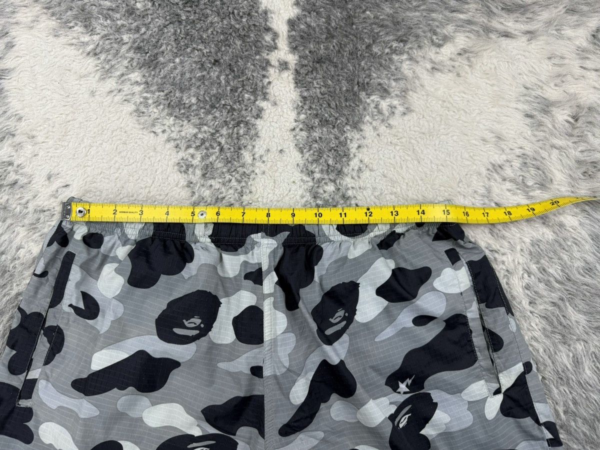 Bape × Vintage 1st Camo Beach Shorts Size US 31 - 22 Thumbnail