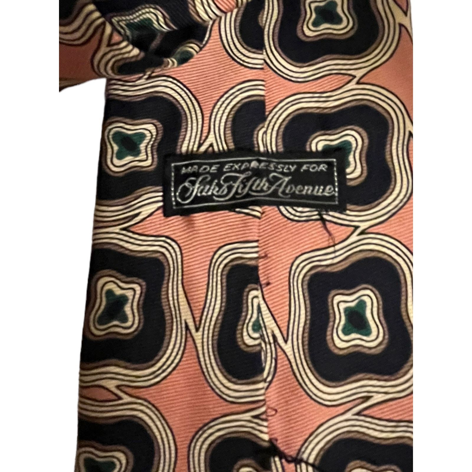 Saks Fifth Avenue Saks Fifth Avenue Vintage Silk peach tie abstract designs Size ONE SIZE - 2 Thumbnail