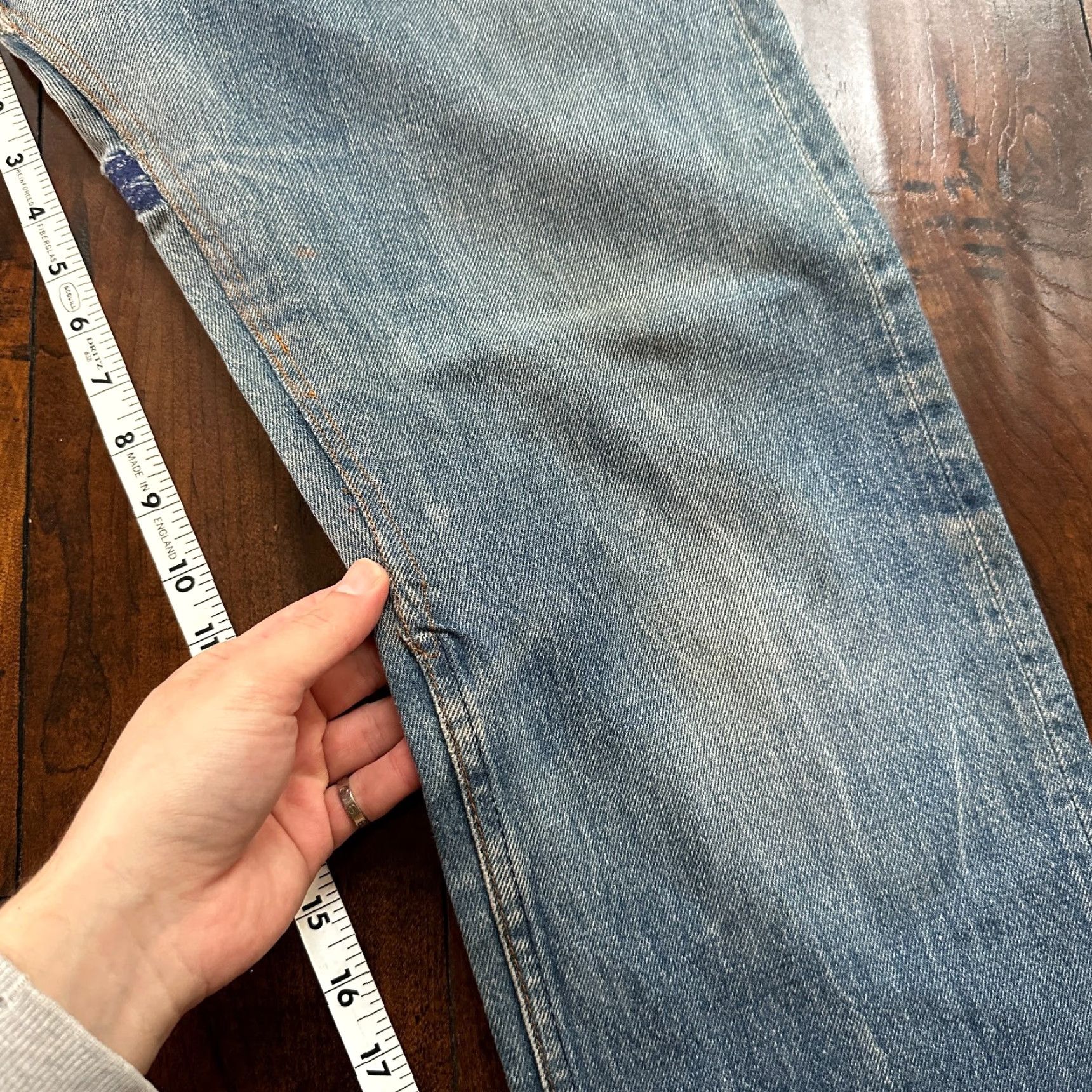 Levi's VINTAGE Levi's 501 Jeans Men 32x27 Regular Fit Straight Leg Cotton Denim 80s Ripped Thrashed 90s Size US 32 / EU 48 - 6 Thumbnail