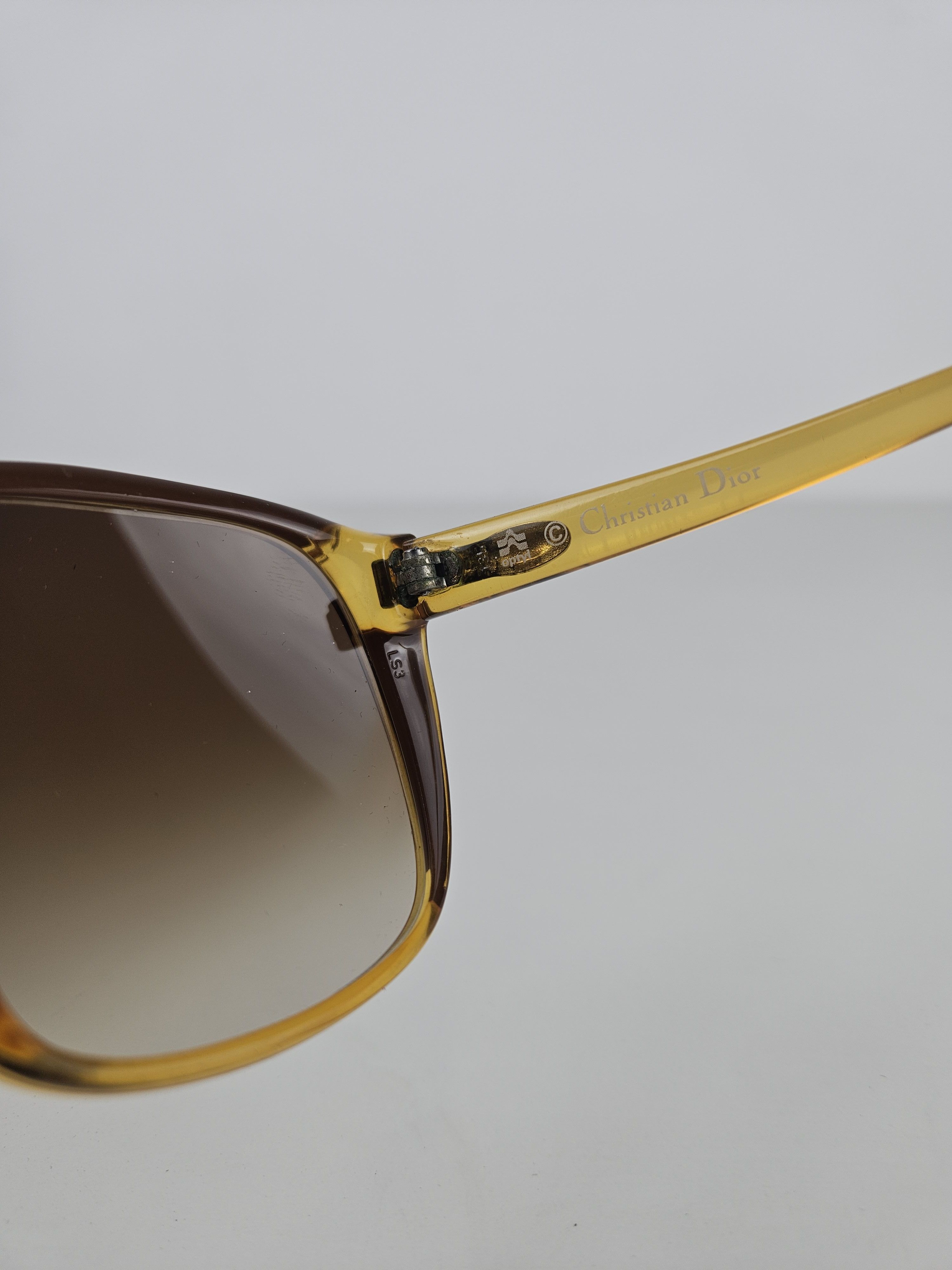 Dior Vintage 80s Christian Dior 2101 80 oversized sunglasses Size ONE SIZE - 16 Thumbnail