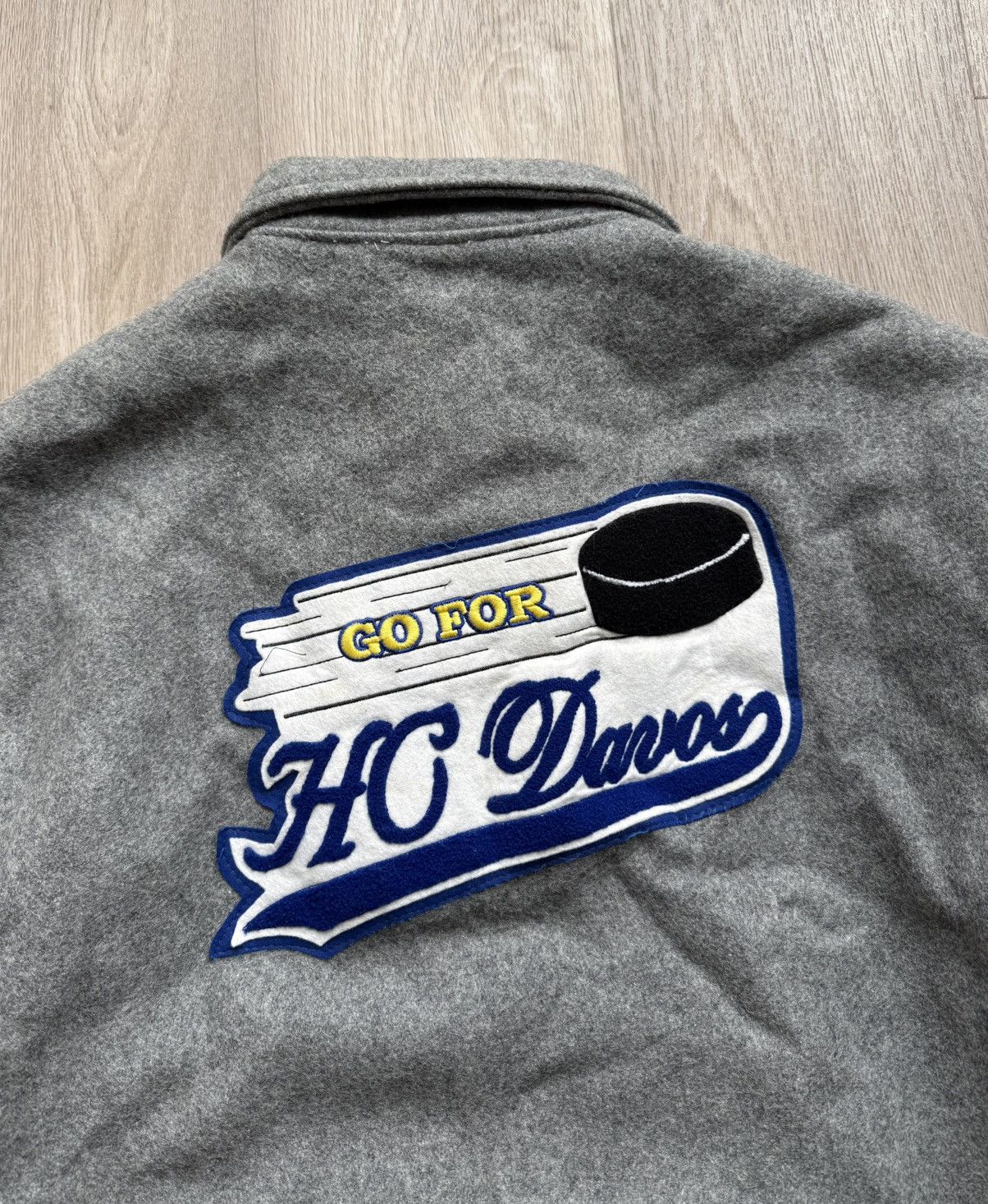 NHL Vintage 90s HC Davos Wool Jacket Hockey Bomber Size US M / EU 48-50 / 2 - 3 Thumbnail