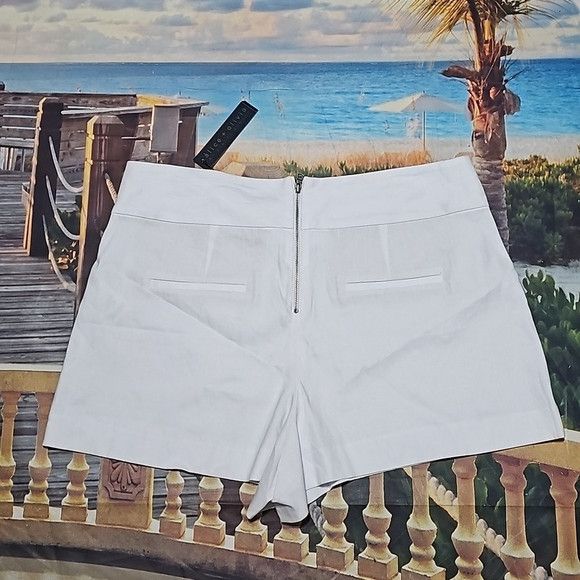 Alice + Olivia Alice + Olivia Classics White Shorts Size 14 NWT Size 36" / US 14 / IT 50 - 5 Thumbnail