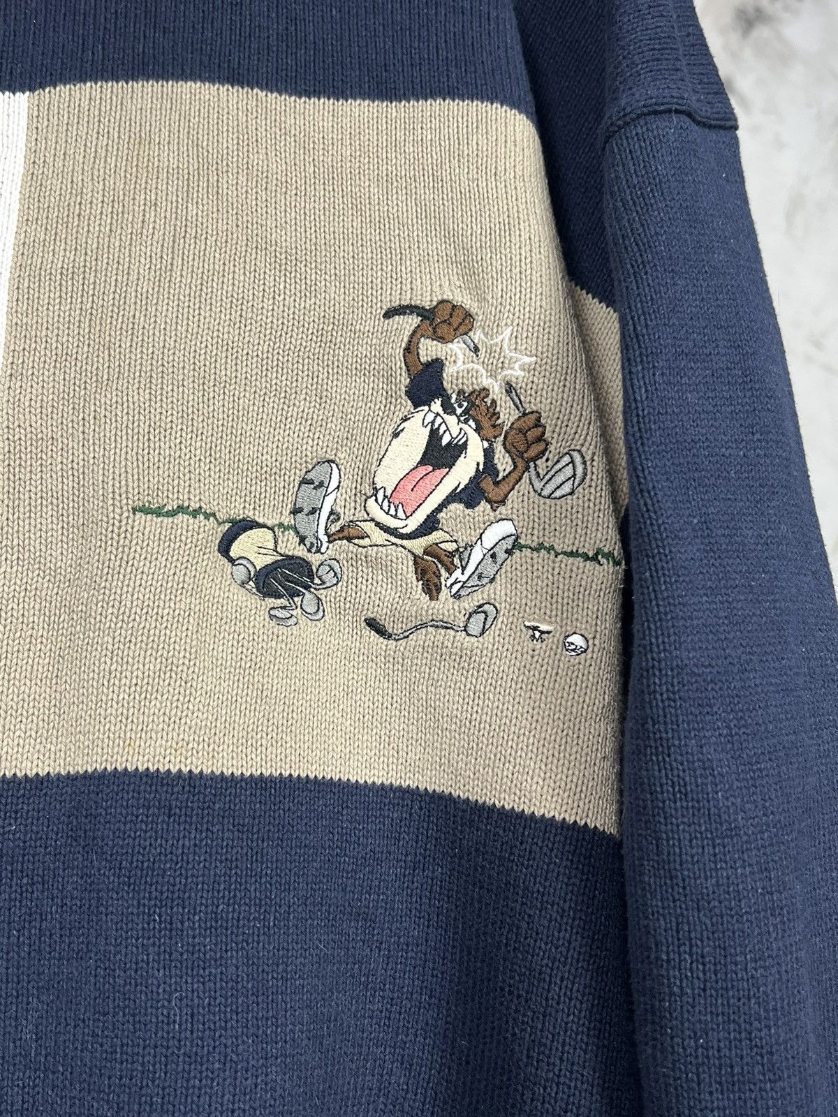 Warner Bros Vintage Warner Bros Looney Tunes Knit Sweater Size L - XL Size US XL / EU 56 / 4 - 4 Thumbnail