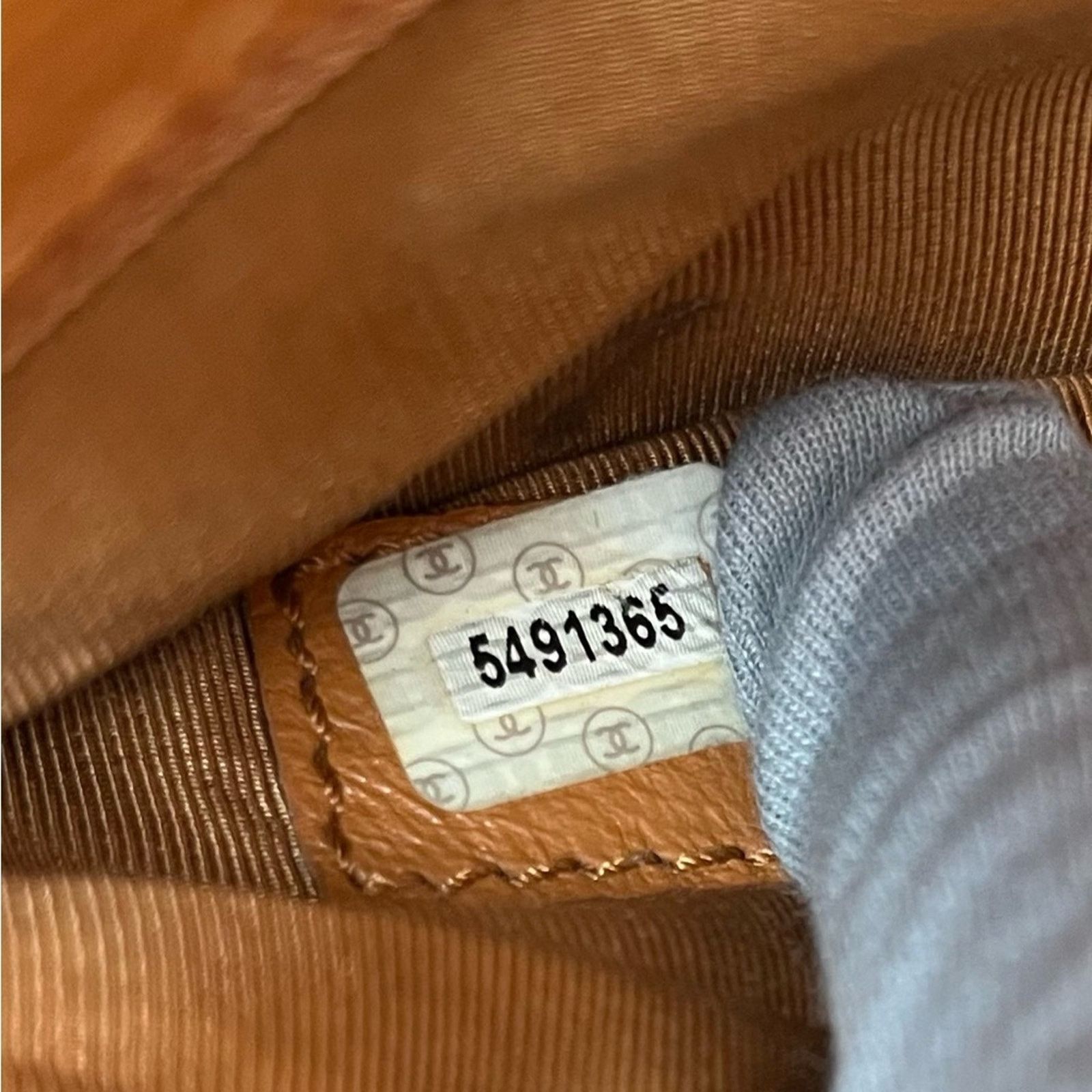 Chanel Chanel Caviar Tote in Camel Size ONE SIZE - 9 Thumbnail