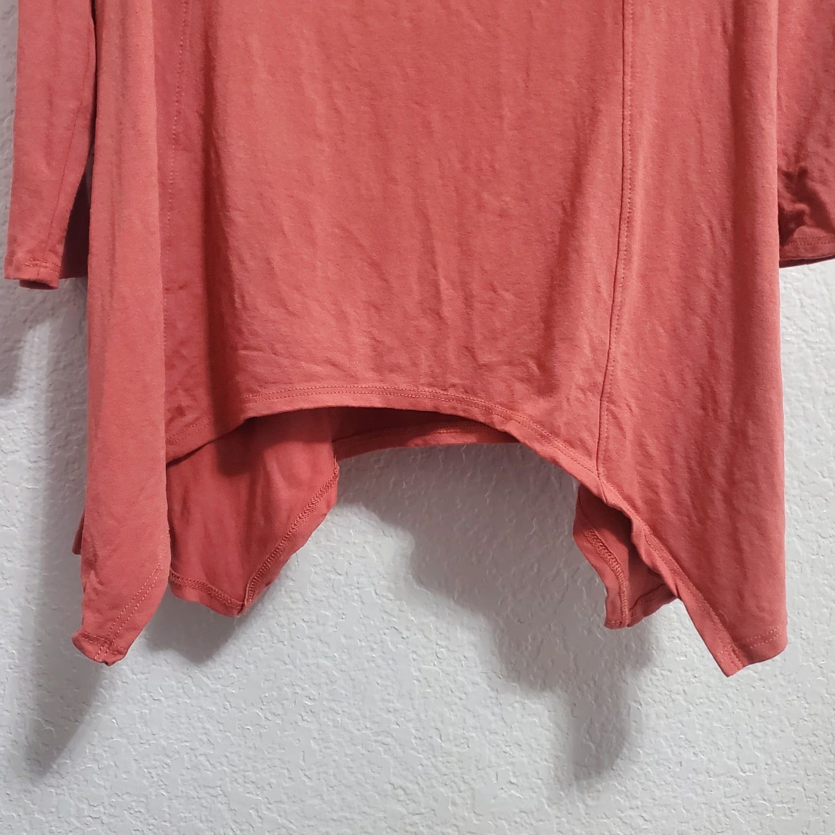 Vintage VINTAGE Lisa Bayne Womens Tunic Top XS Dusty Rose 3/4 Sleeve Asymmetrical Hem Lagenlook Blouse Bohemian Minimalist Shirt Womens XS Rose dusted Size XS / US 0-2 / IT 36-38 - 6 Thumbnail