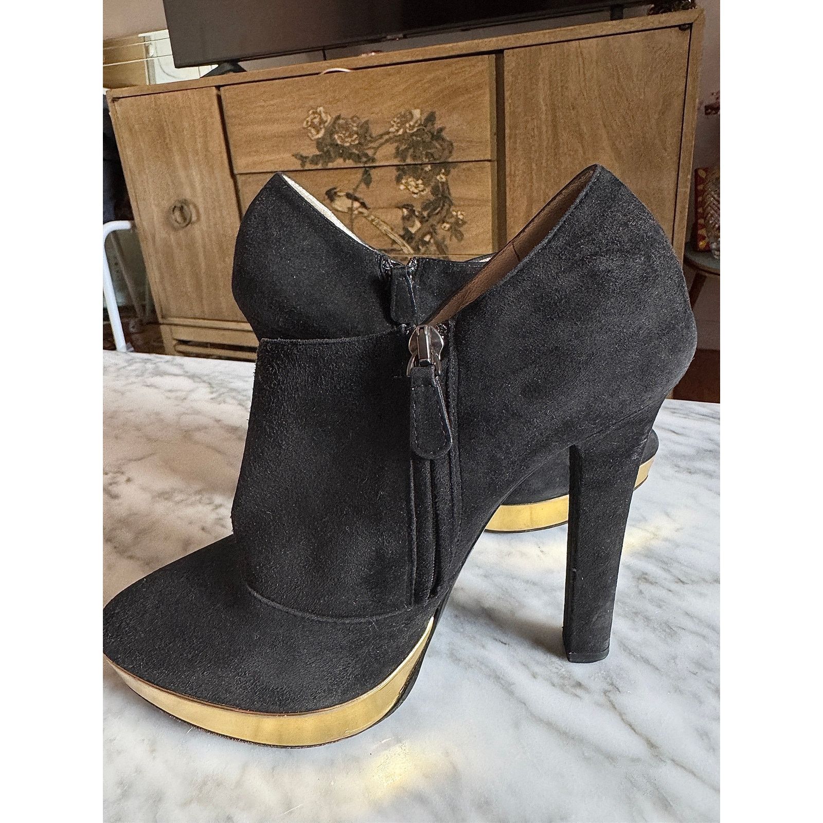 Bottega Veneta Bottega Veneta Black Suede Gold Platform Ankle Boots Size US 7.5 / IT 37.5 - 2 Thumbnail