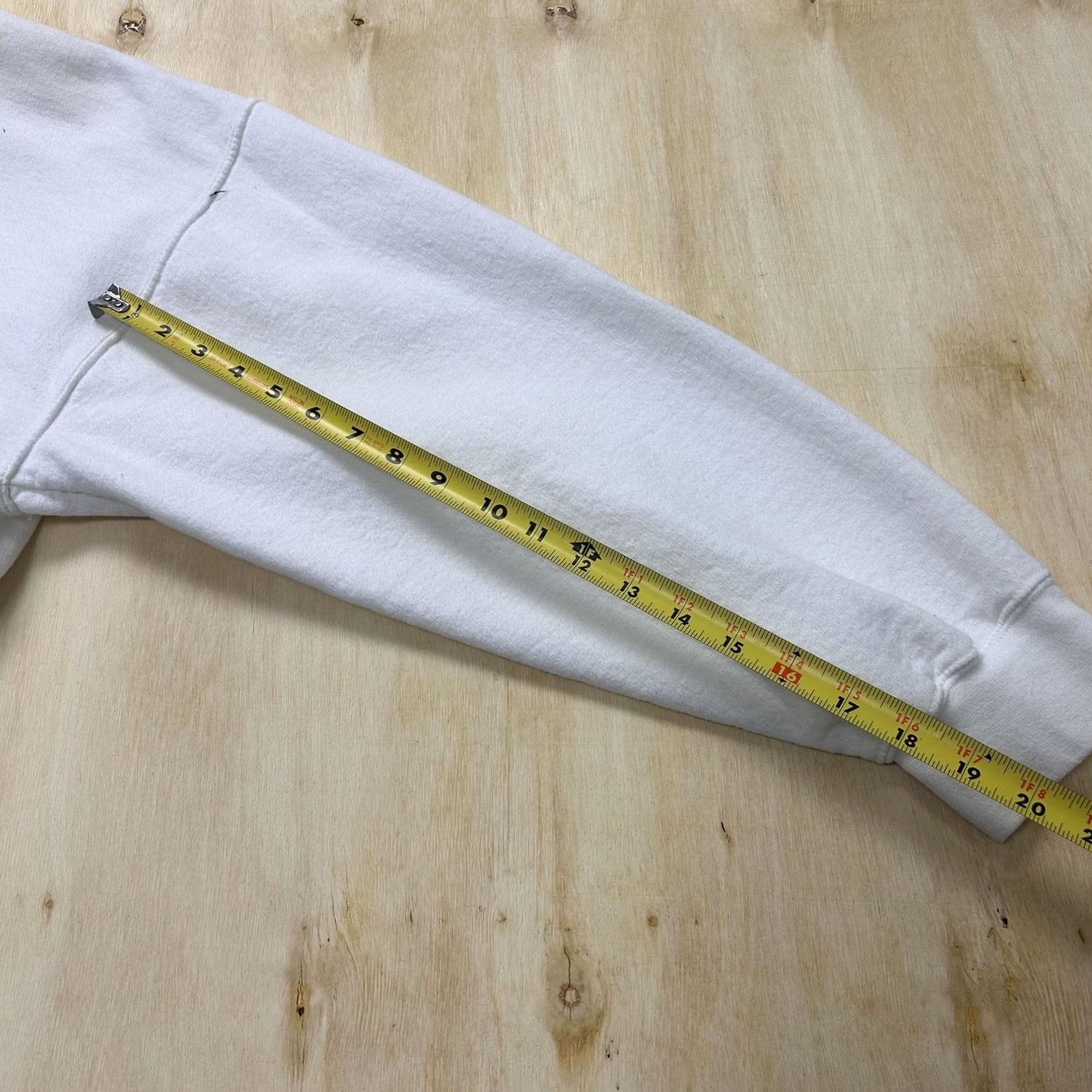 Gildan Gildan Sweatshirt Mens XL White Fleece Pullover Madeira Beach Florida Crewneck Size US XL / EU 56 / 4 - 7 Thumbnail