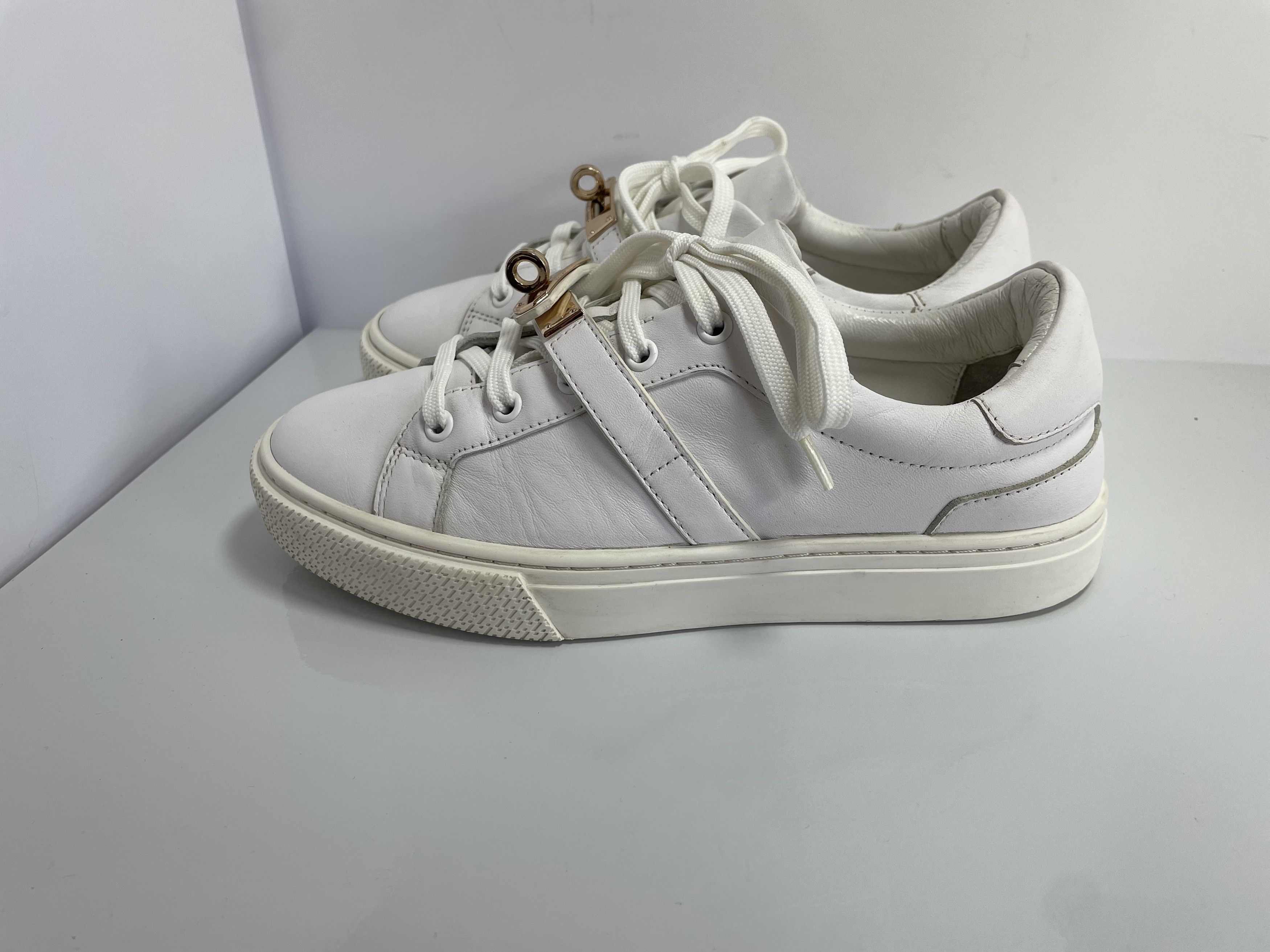 Hermes Hermes Calfskin Day Sneakers Size US 6 / IT 36 - 1 Thumbnail