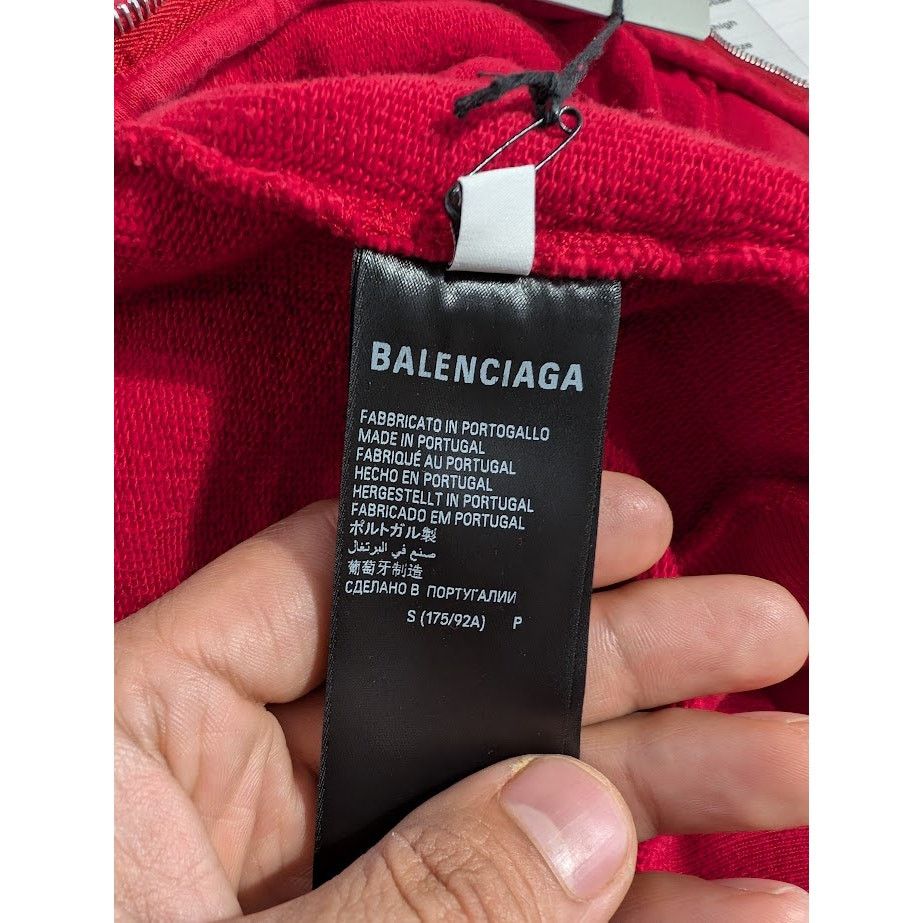 Balenciaga o1rshd1 Skater Zip Hoodie in Red Size US S / EU 44-46 / 1 - 15 Thumbnail