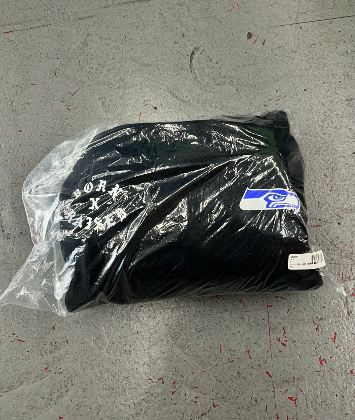 Born X Raised BornxRaised Seattle Seahawks Pullover Hoodie Size Large NEW Size US L / EU 52-54 / 3 - 5 Thumbnail