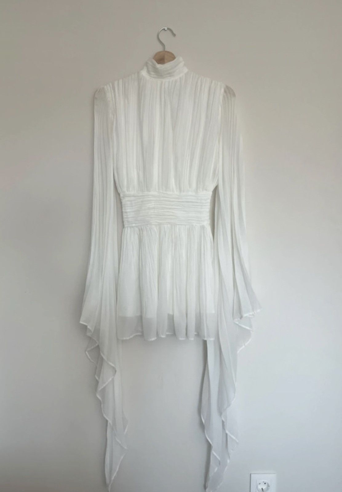 Other White angel-style dress with asymmetrical sleeves, Size XS / US 0-2 / IT 36-38 - 2 Thumbnail