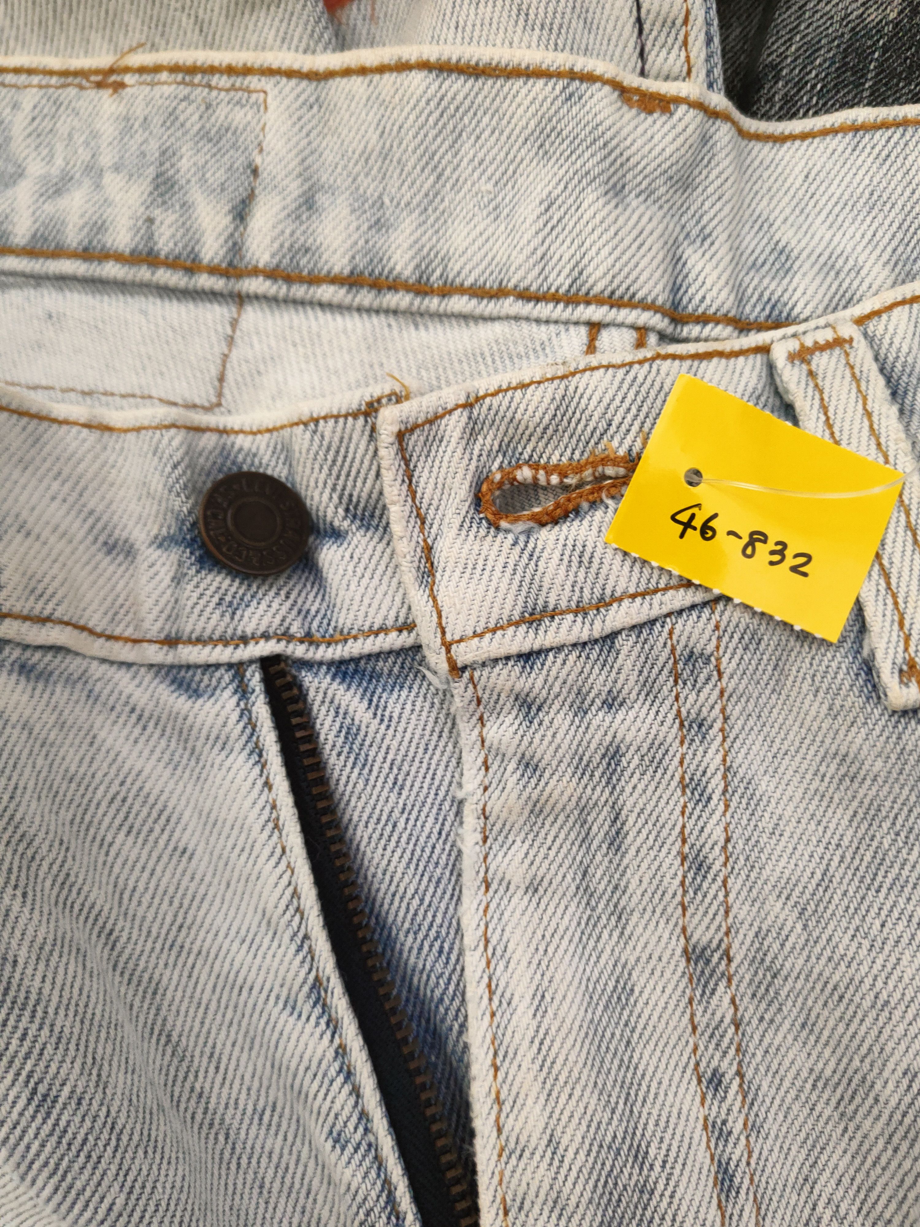 Levi's DL Levi's Light Distressed patchwork Ripped denim #46-832 Size US 29 - 17 Thumbnail