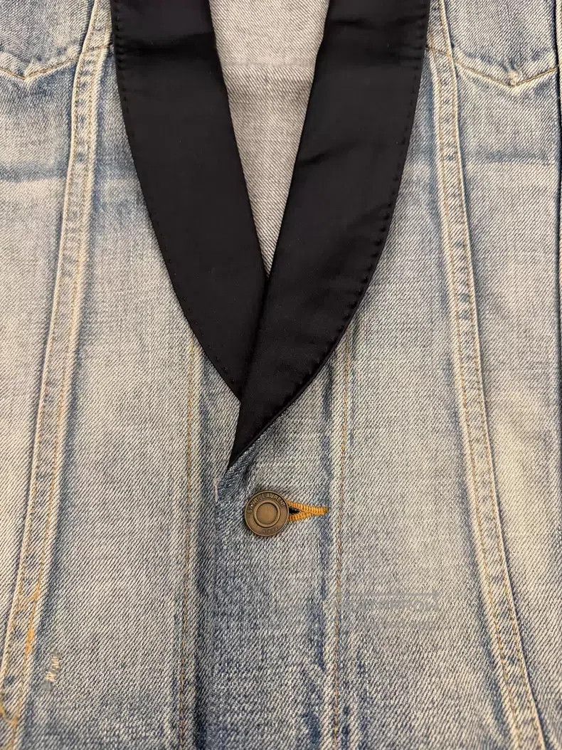 Saint Laurent Paris Saint Laurent Paris Silk Lapel Denim Vest Jacket Size US XS / EU 42 / 0 - 3 Thumbnail