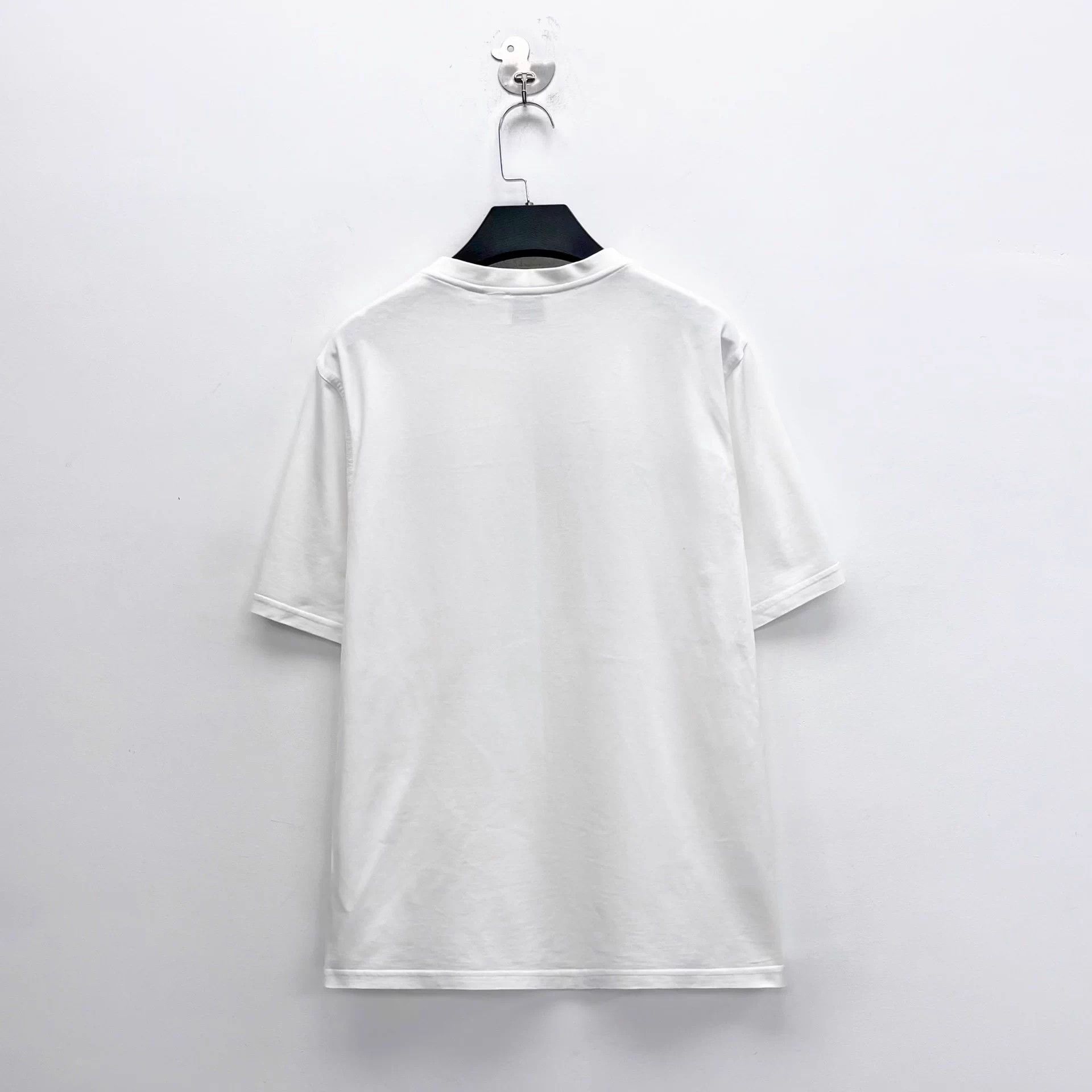 Burberry Burberry London White SS Tee Unisex OS/XS NWT Size US XS / EU 42 / 0 - 2 Thumbnail
