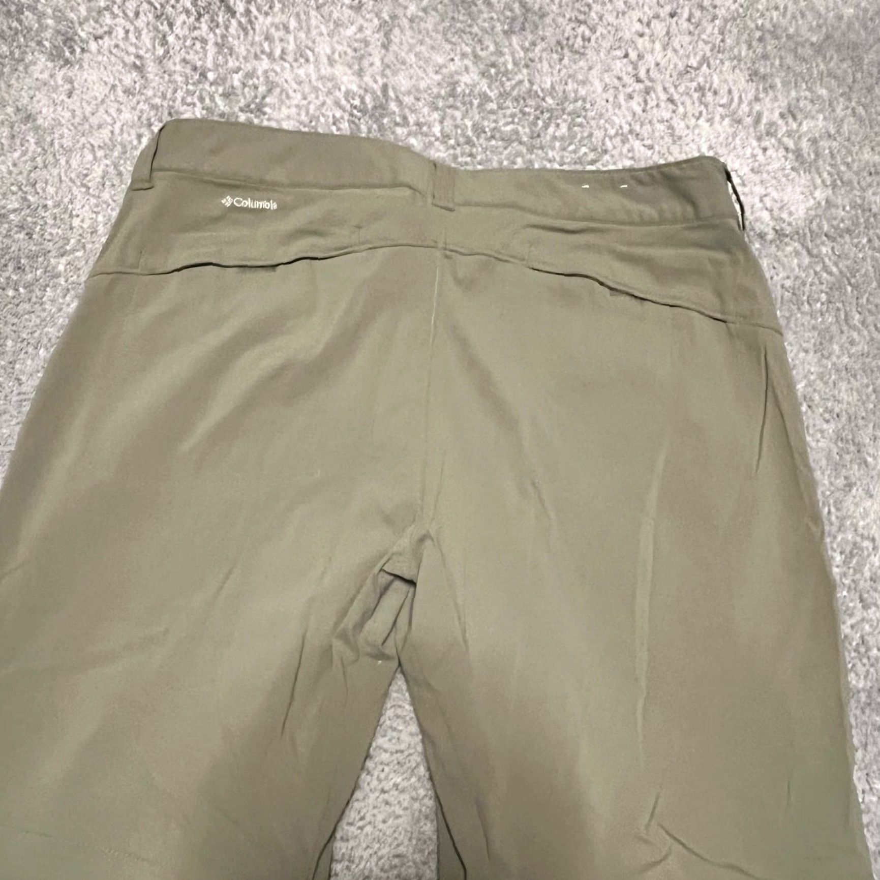Vintage Columbia Pants Womens 16 Green Zip Off Convertible Shorts Hiking Nylon Cargo Women 16 Green Zip Off Convertible Hiking Nylon Size 38" / US 16 / IT 52 - 5 Thumbnail