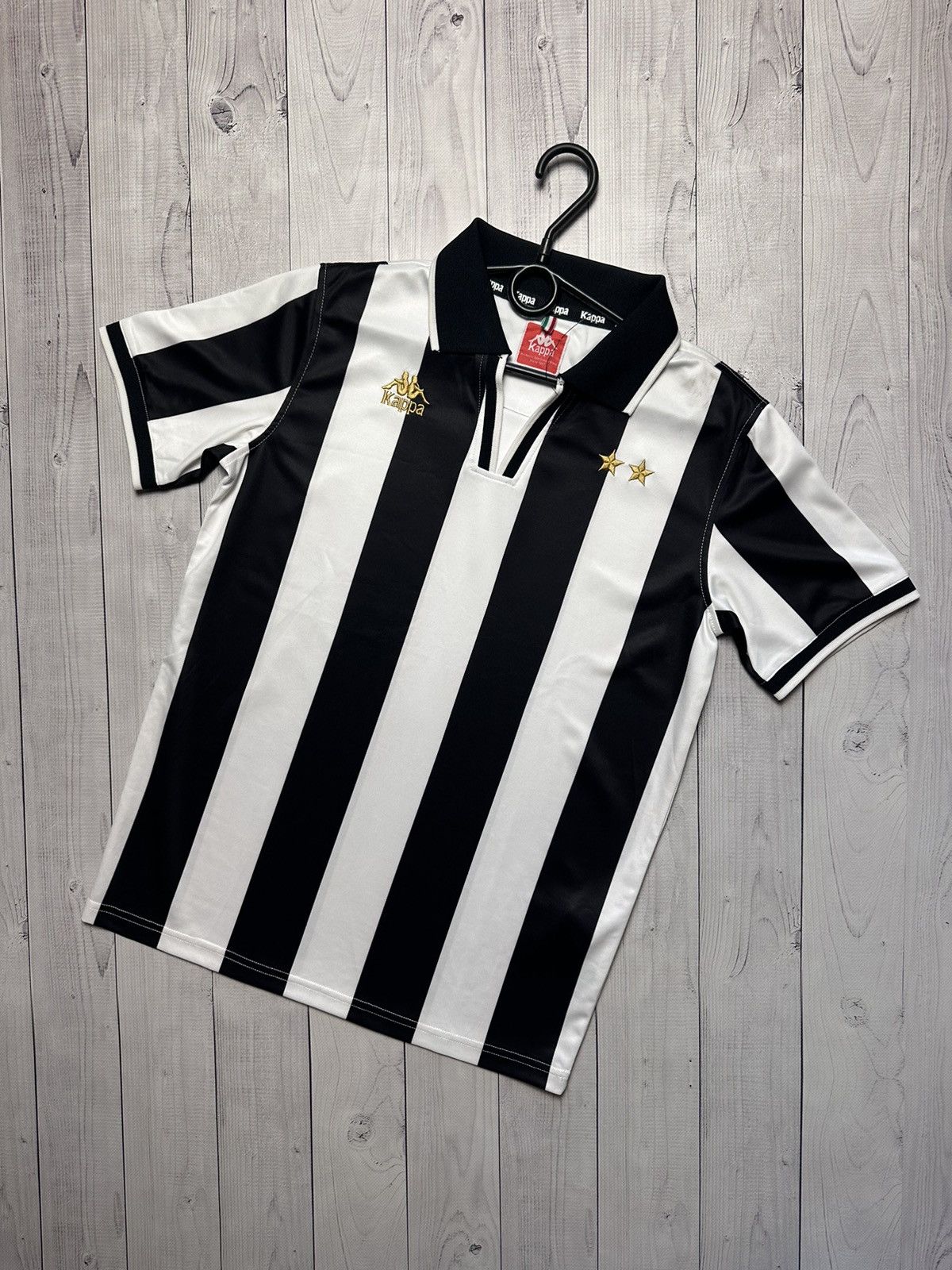 Kappa × Vintage Vintage kappa Juventus soccer jersey retro rare size Xs Size US XS / EU 42 / 0 - 1 Thumbnail