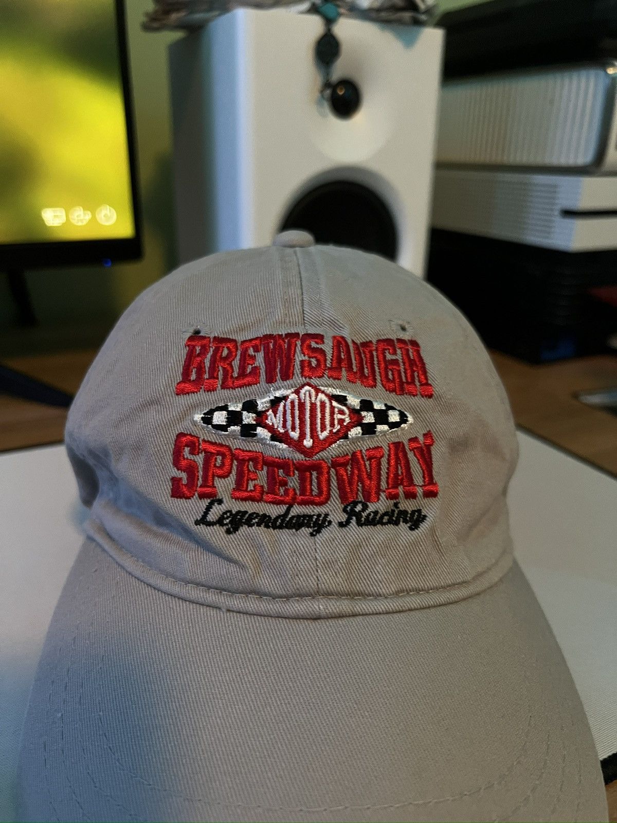 Vintage Mens Grey Vintage Racing Snapback Hat “Brewsaugh Speedway” Size ONE SIZE - 2 Thumbnail