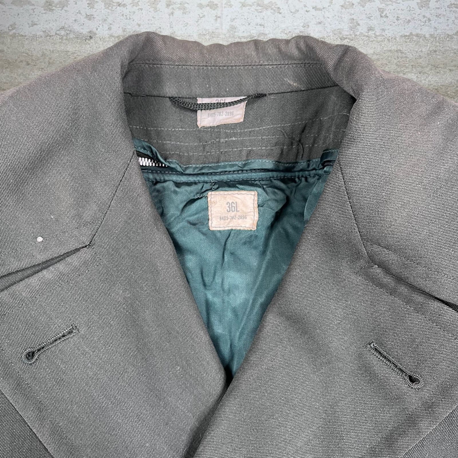 Vintage Vintage 90s Military Trench Coat Mens L Button Up Wool 36L Size US L / EU 52-54 / 3 - 3 Thumbnail