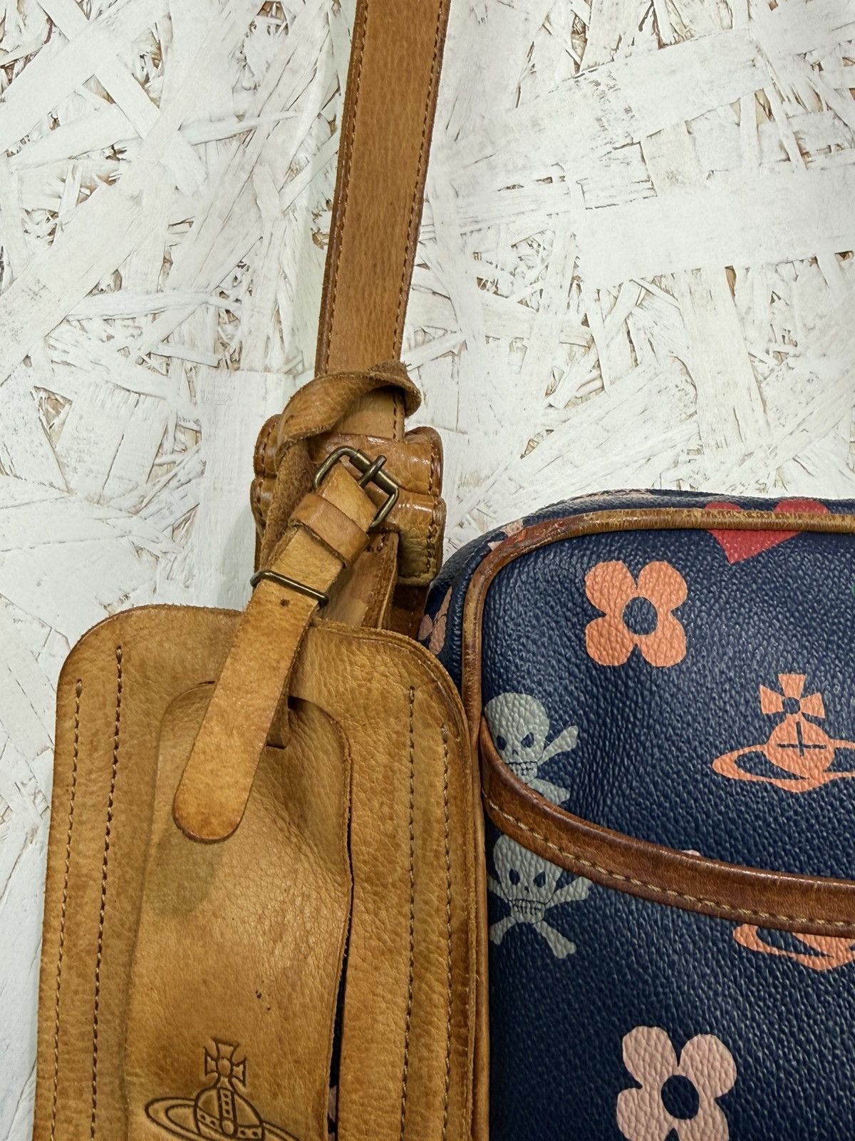 Vivienne Westwood Vivienne Westwood Gold Label Monogram Crossbody Shoulder Bag Size ONE SIZE - 3 Thumbnail