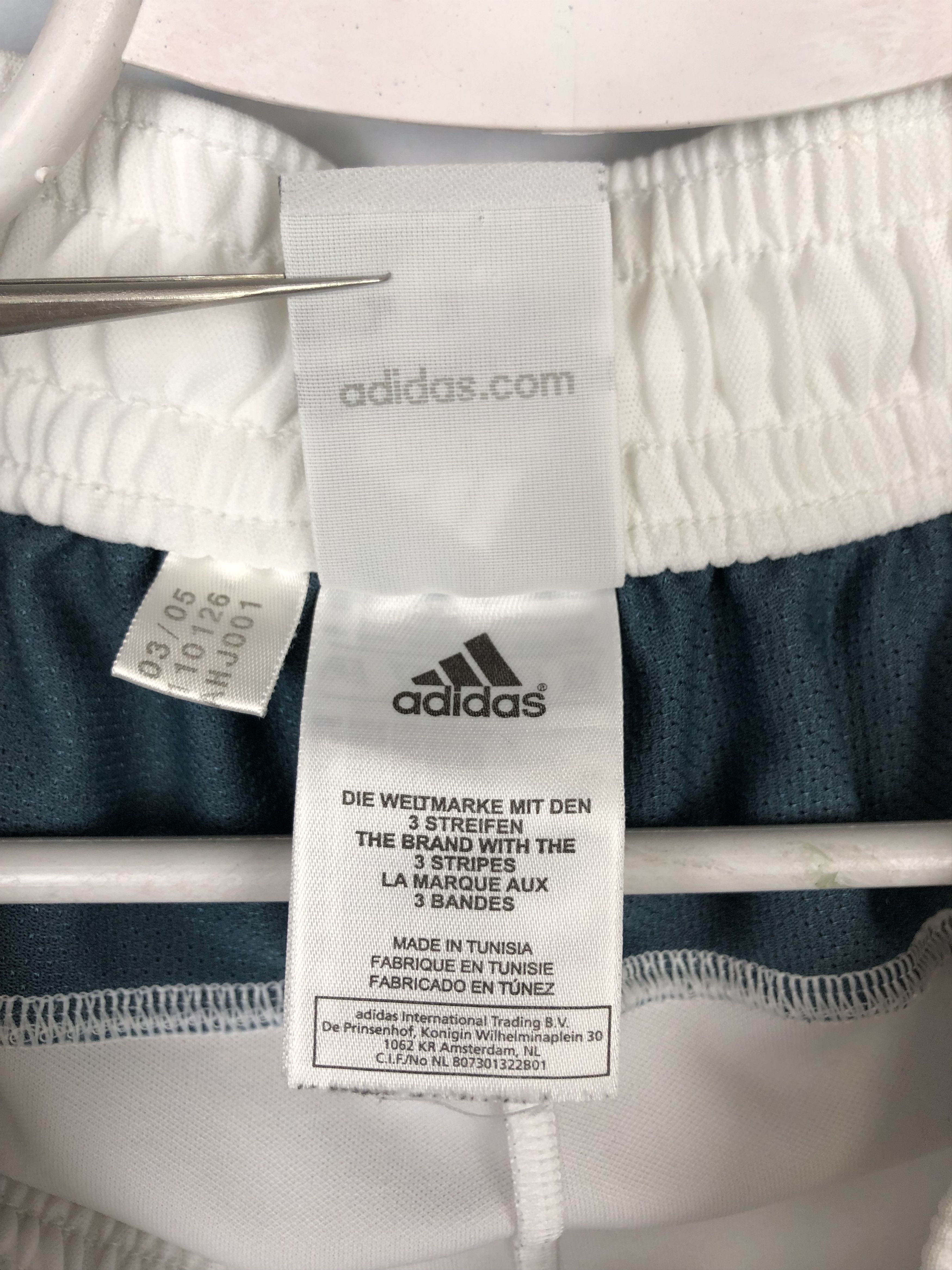 Adidas Vintage Adidas Newcastle United Football Shorts Soccer L Size US 34 / EU 50 - 9 Thumbnail