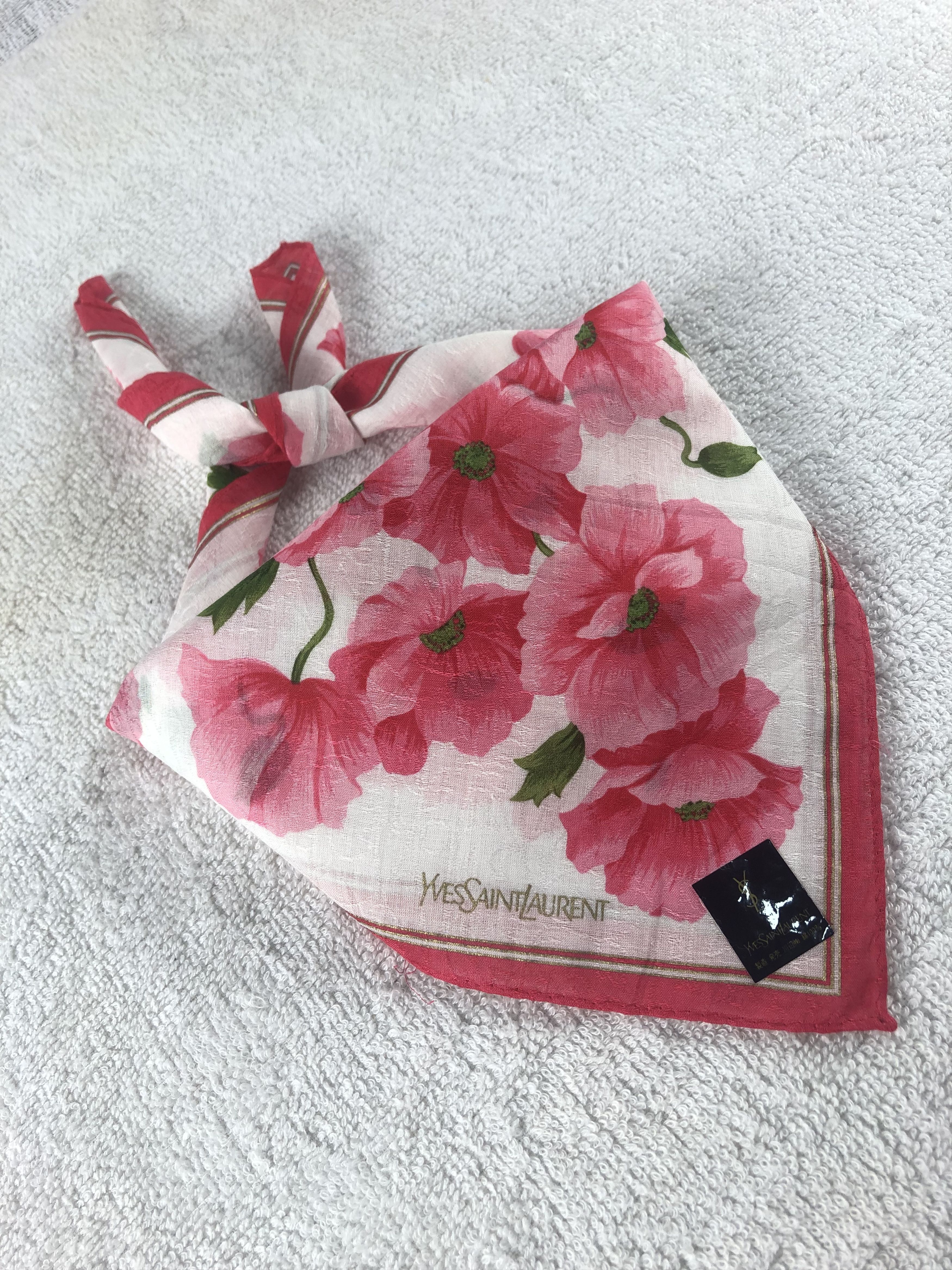 Yves Saint Laurent Yves Saint Laurent Handkerchief / Bandana / Neckerchief Size ONE SIZE - 2 Thumbnail