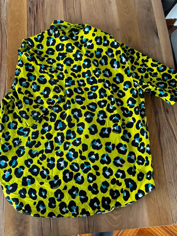 Versace Versace cheetah short sleeve shirt Size US XXL / EU 58 / 5 - 2 Thumbnail