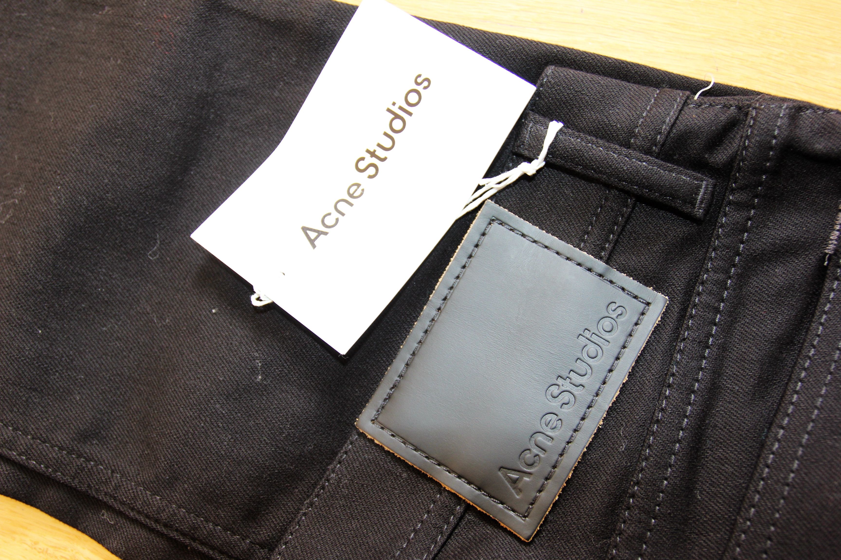 Acne Studios BNWT AW24 ACNE STUDIOS NORTH STAY BLACK JEANS 30 Size US 30 / EU 46 - 5 Thumbnail